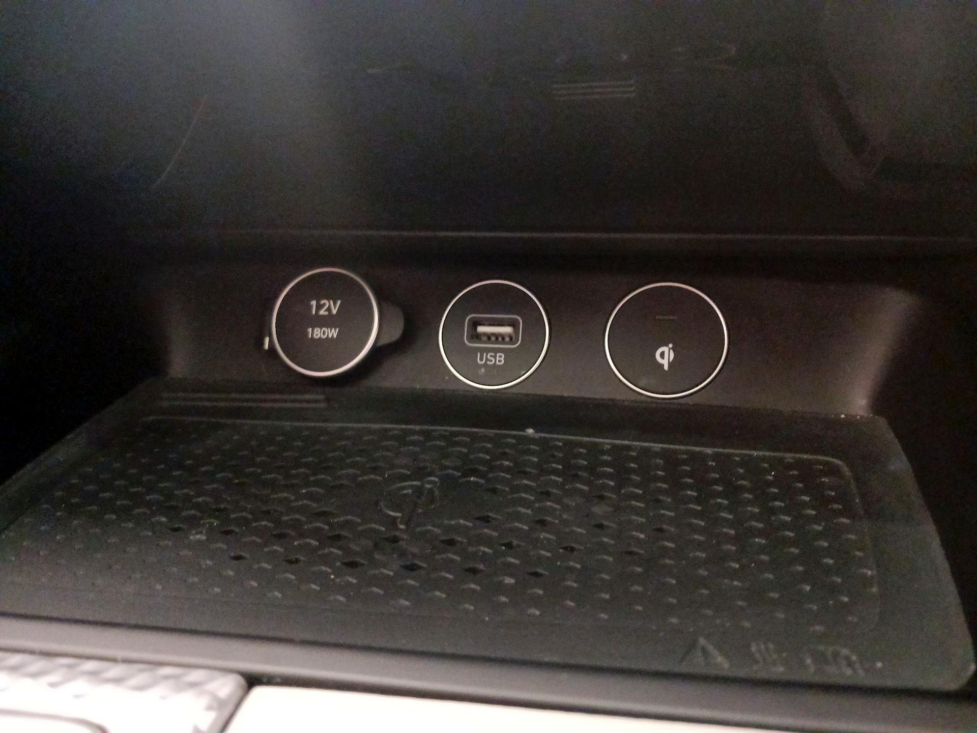 Thumbnail: 2023 Genesis G70 - 19