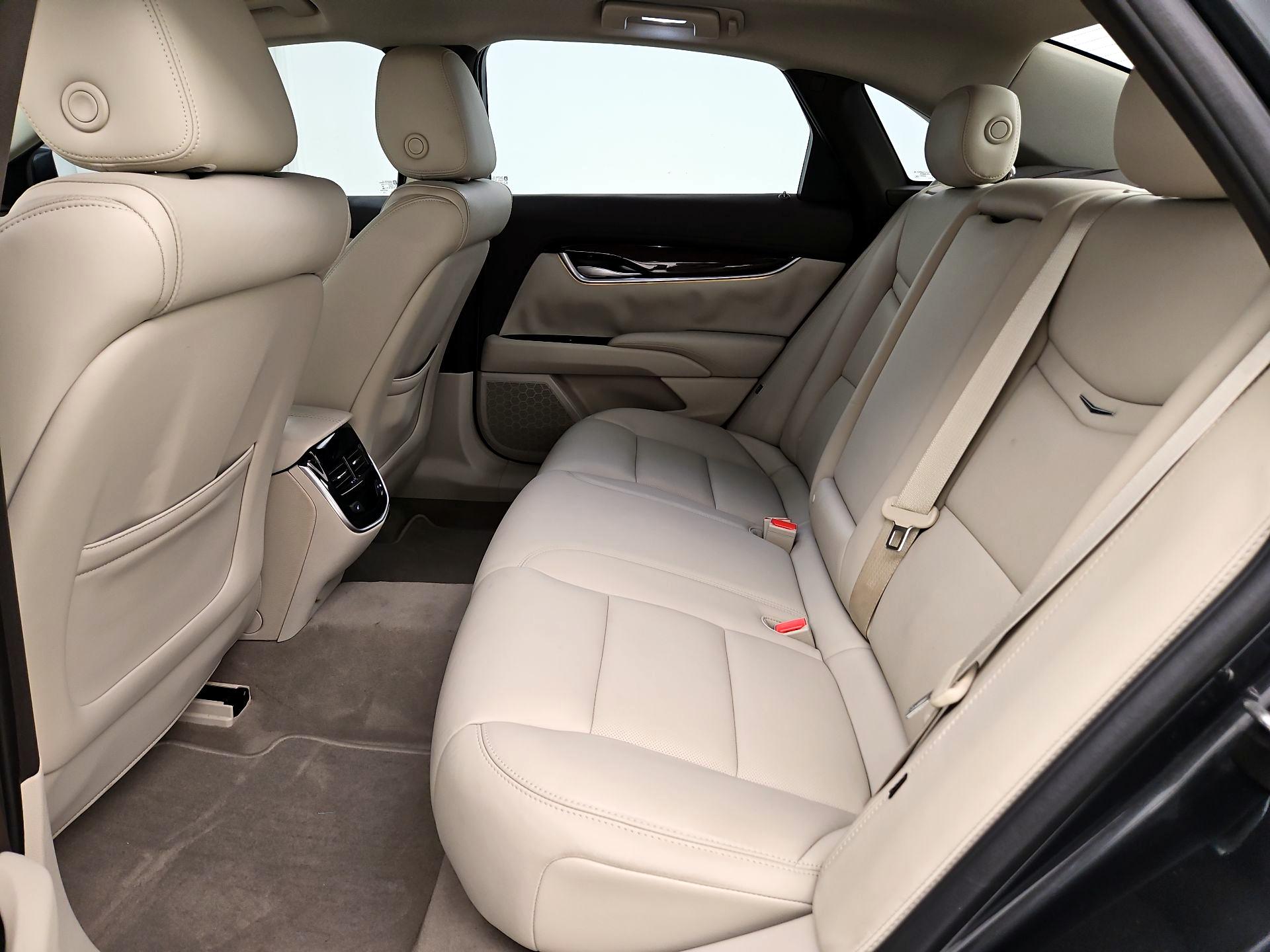 Thumbnail: 2016 Cadillac XTS - 20
