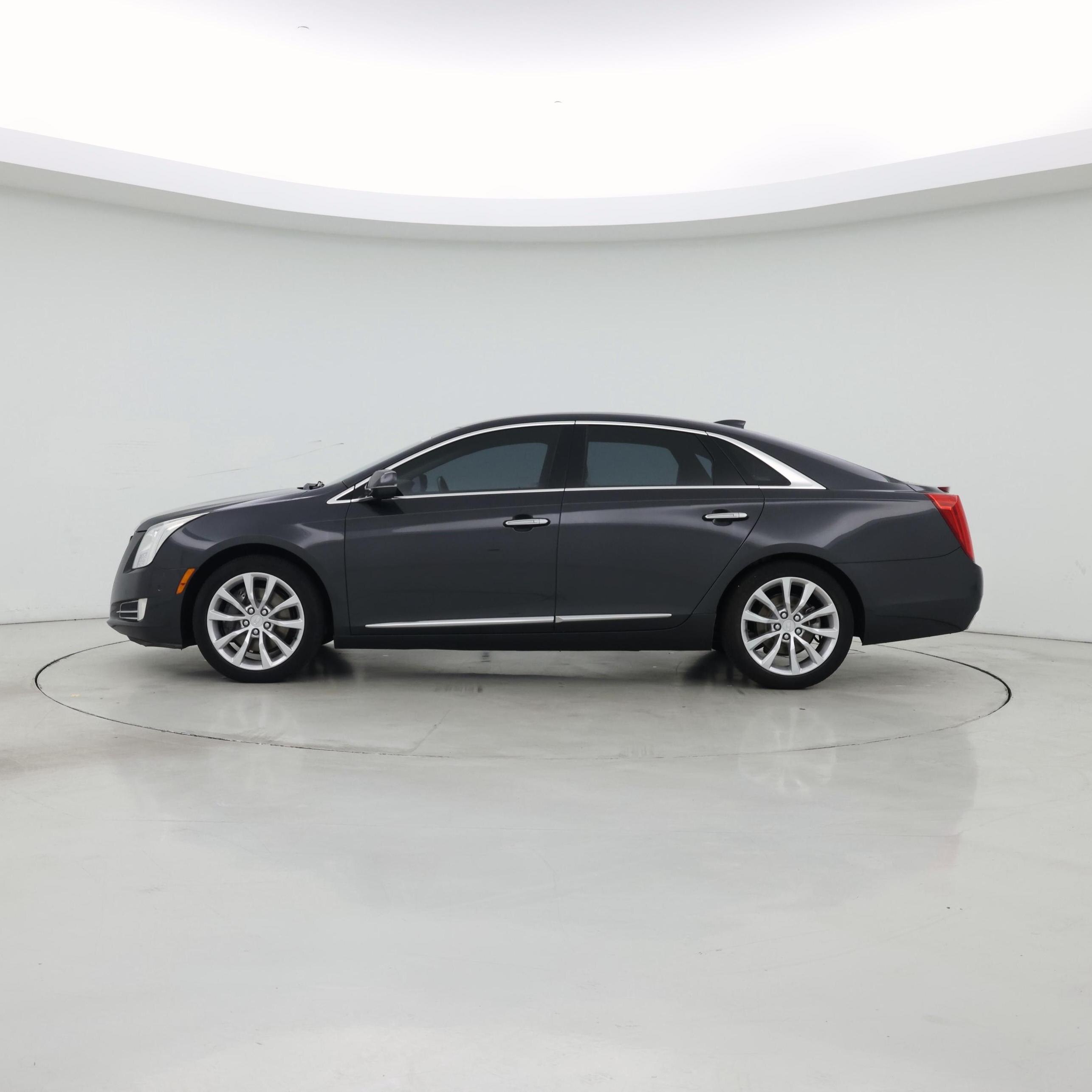 Thumbnail: 2016 Cadillac XTS - 3