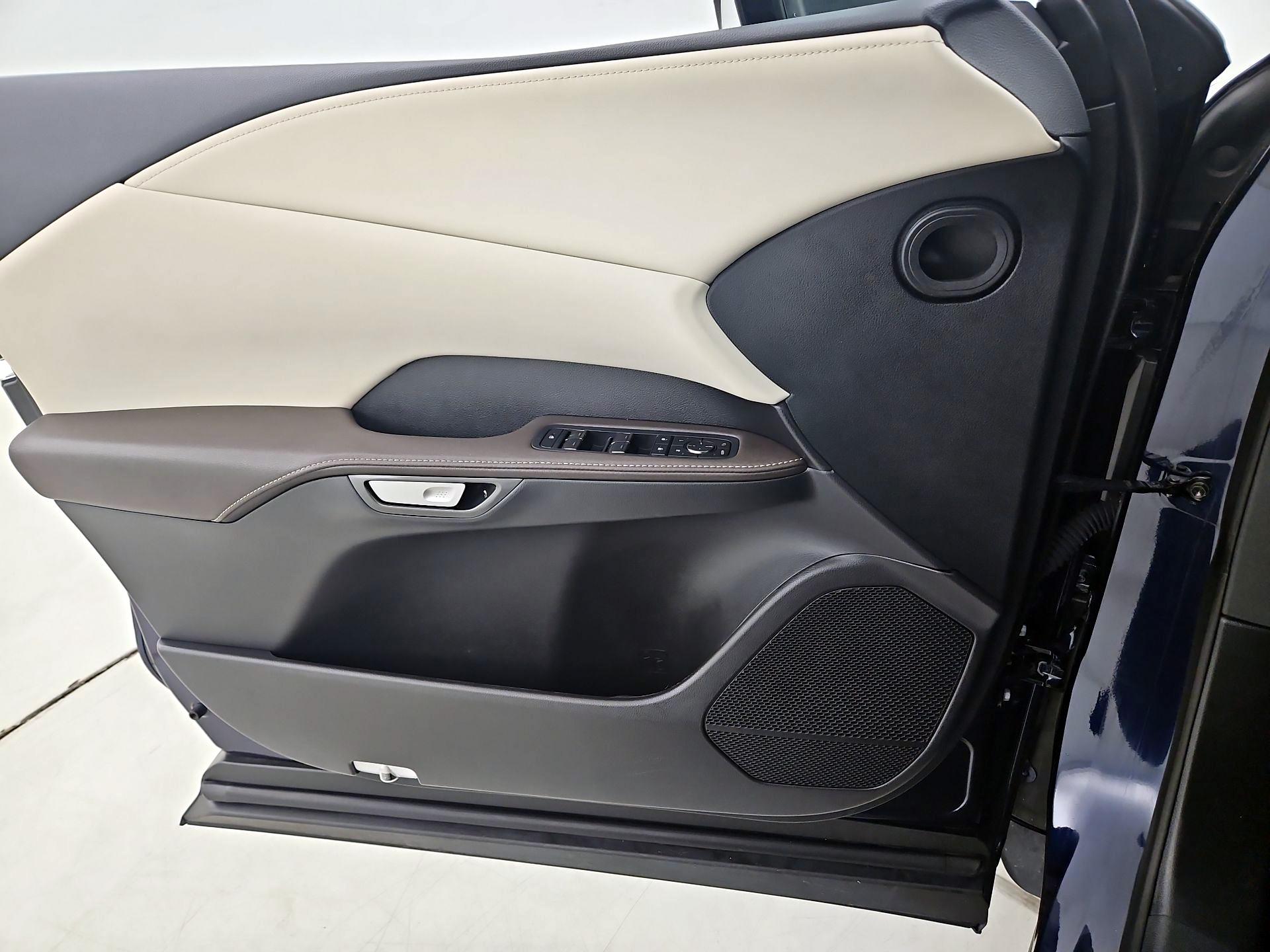 Thumbnail: 2023 Lexus RX - 12