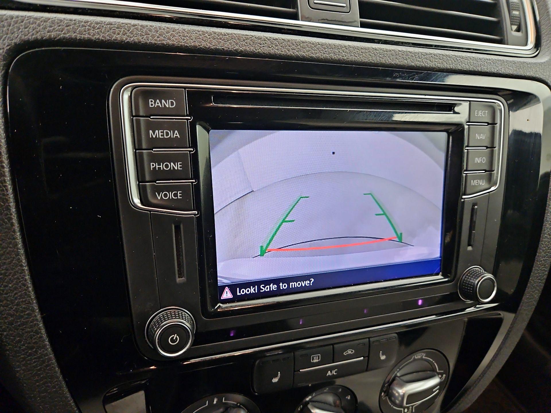 Thumbnail: 2016 Volkswagen Jetta - 15