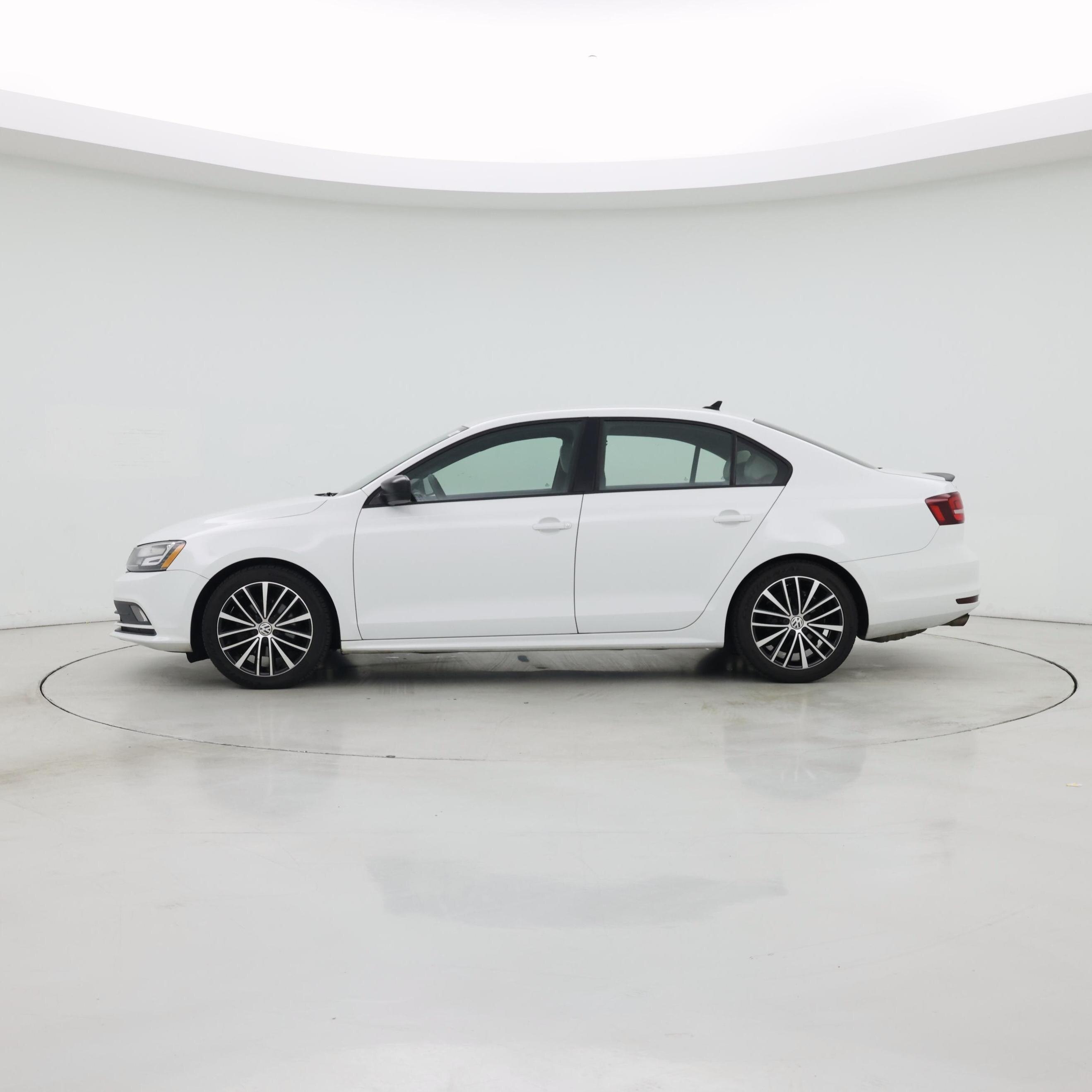 Thumbnail: 2016 Volkswagen Jetta - 3