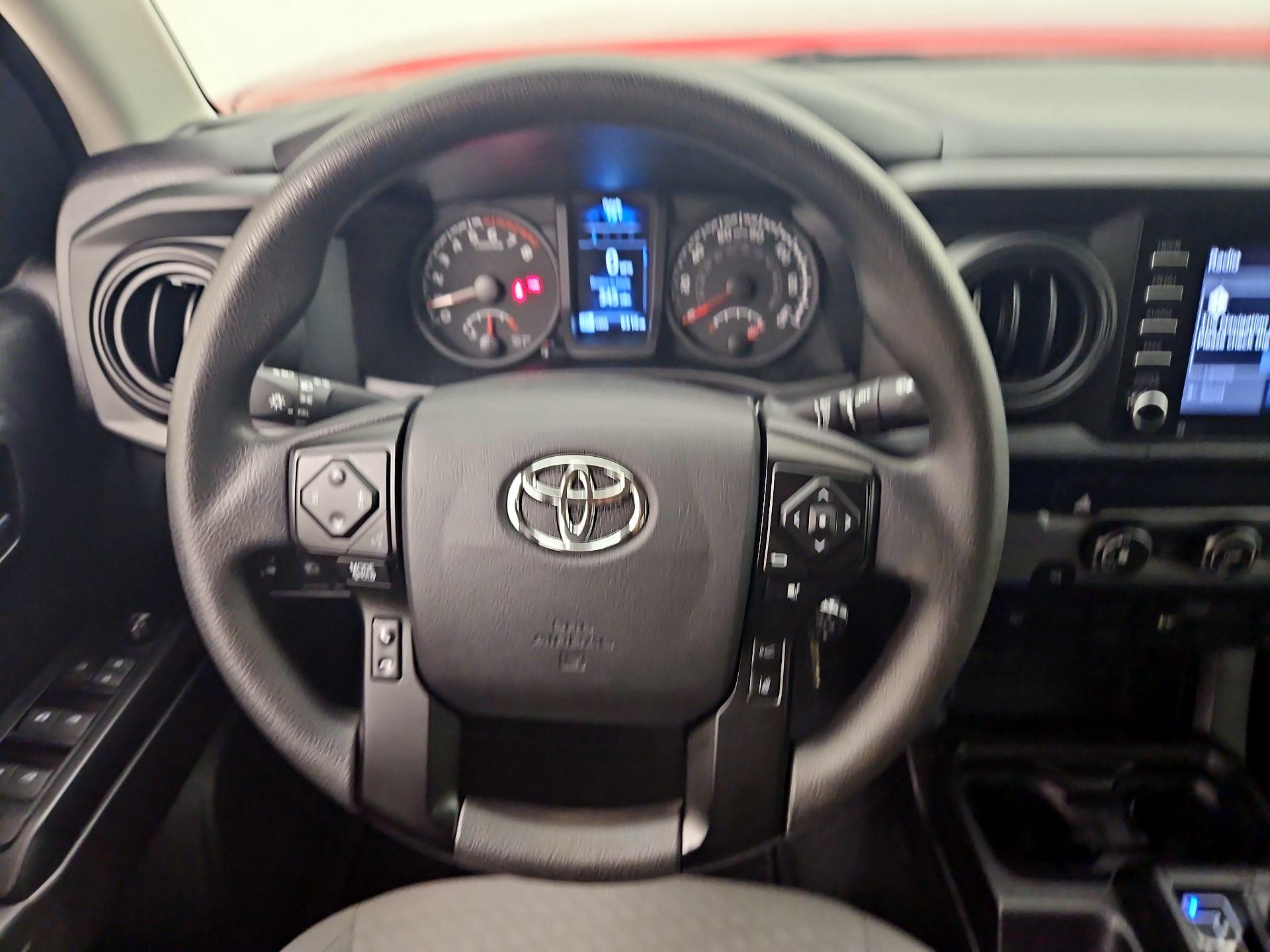 Thumbnail: 2022 Toyota Tacoma - 10