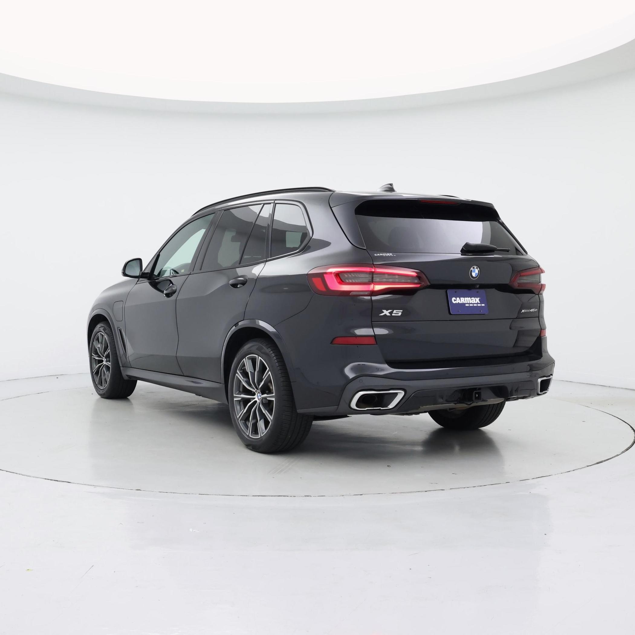 Thumbnail: 2021 BMW X5 - 2