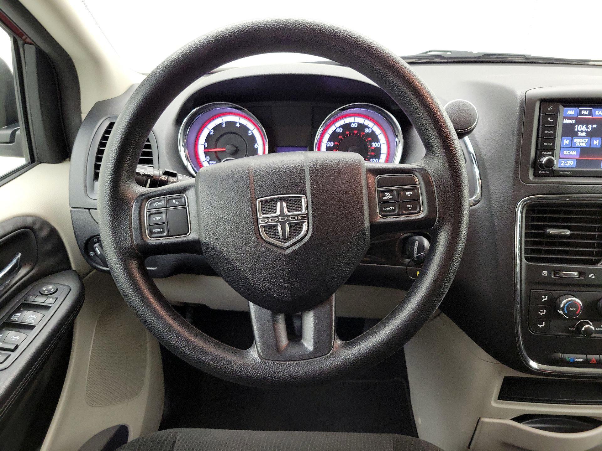 Thumbnail: 2018 Dodge Grand Caravan - 10