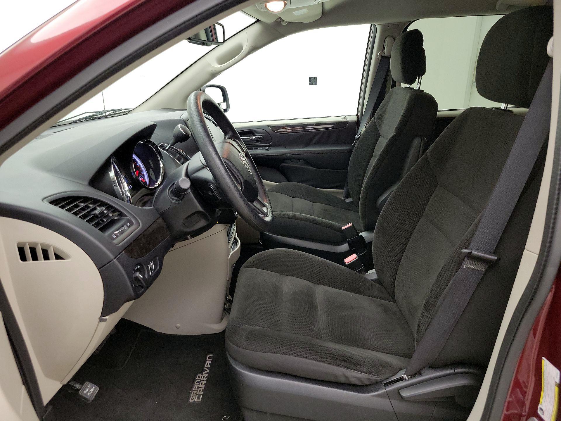 Thumbnail: 2018 Dodge Grand Caravan - 11