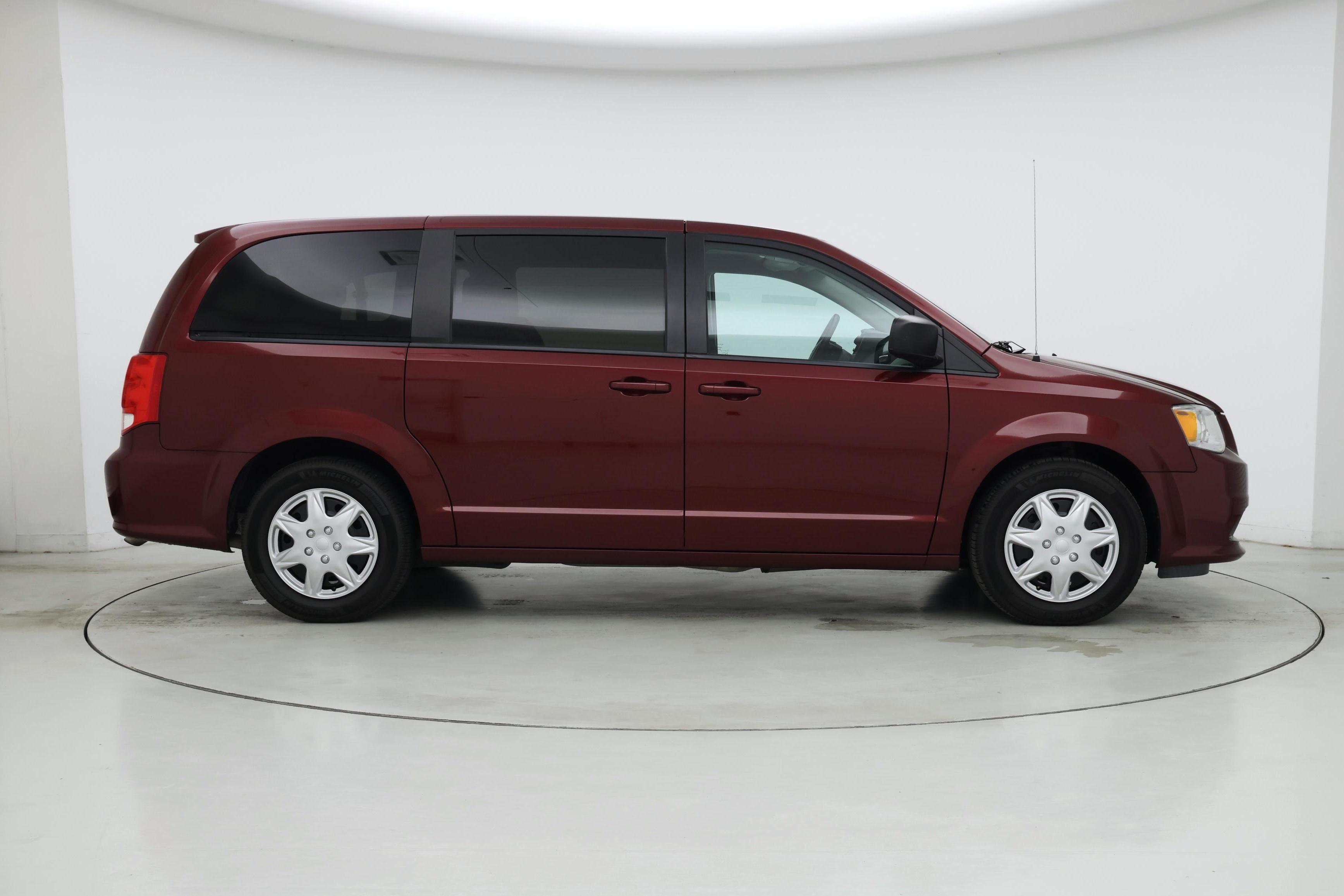 Thumbnail: 2018 Dodge Grand Caravan - 7