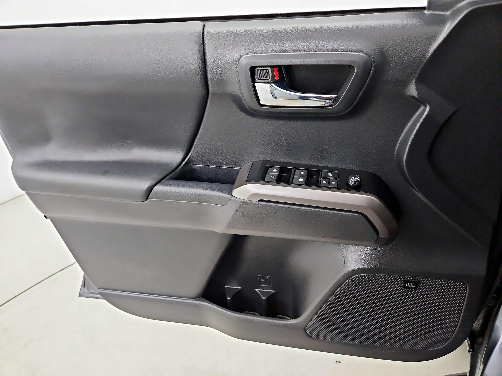Thumbnail: 2023 Toyota Tacoma - 12