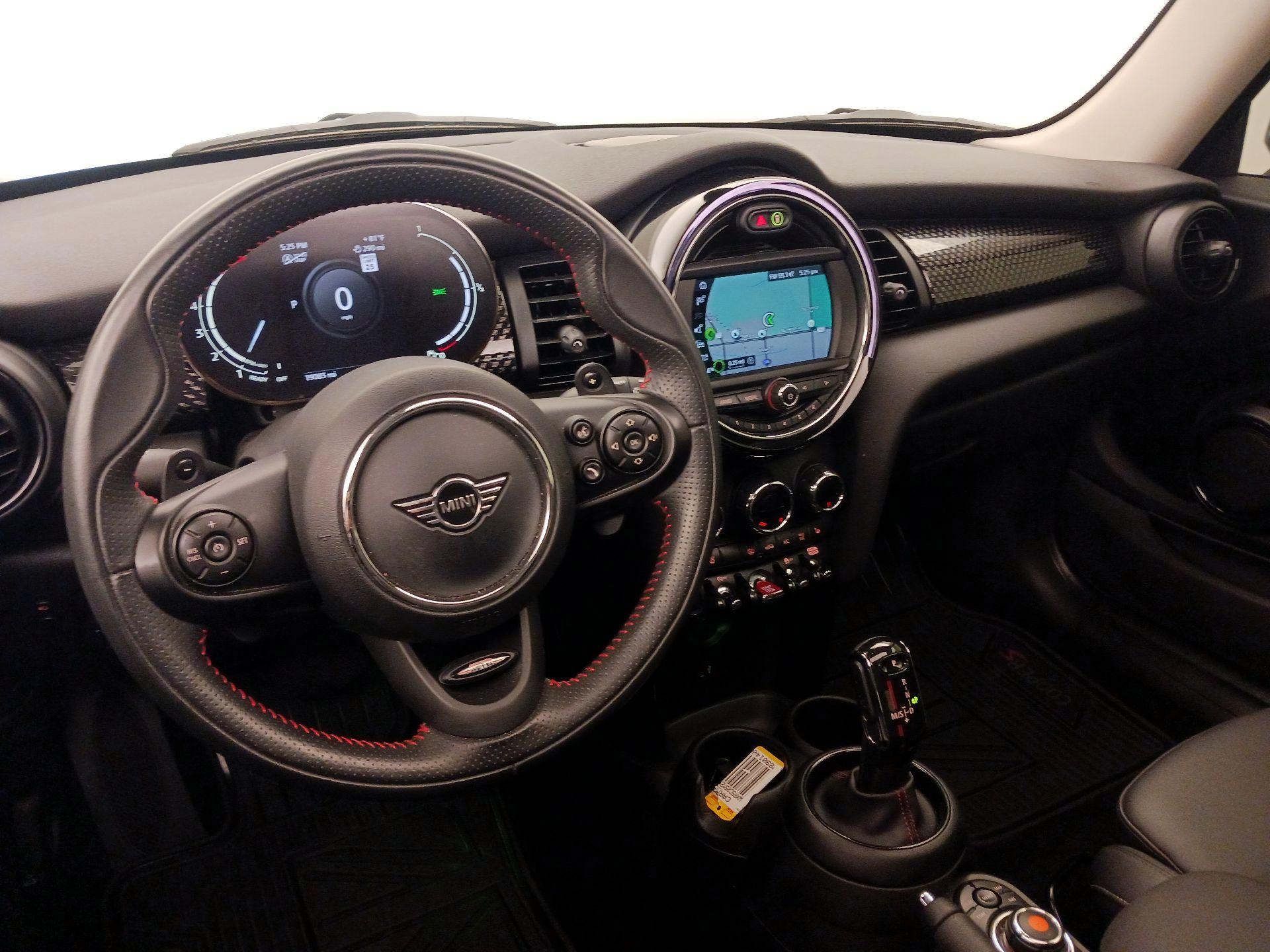 Thumbnail: 2021 MINI Cooper Hardtop - 9