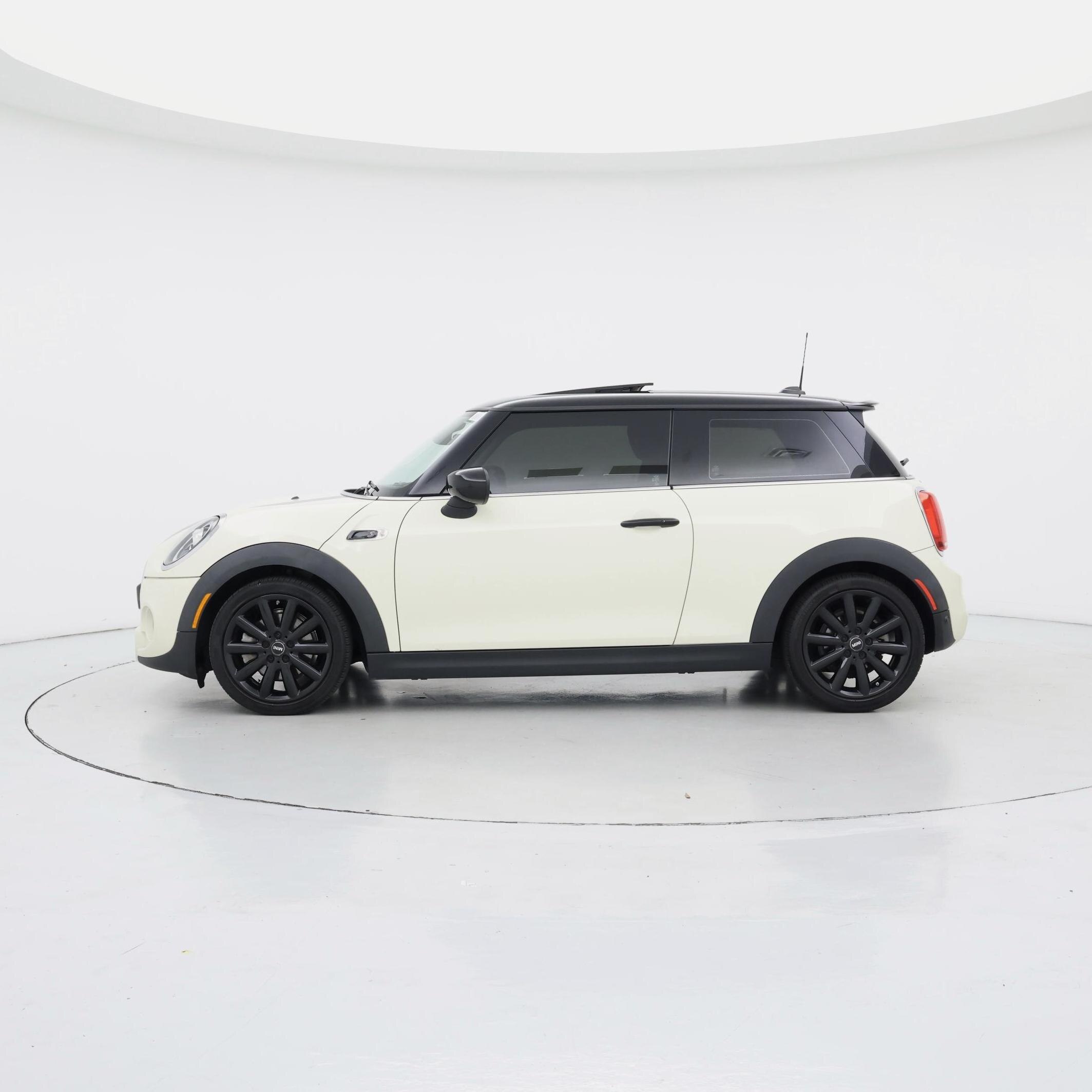Thumbnail: 2021 MINI Cooper Hardtop - 3