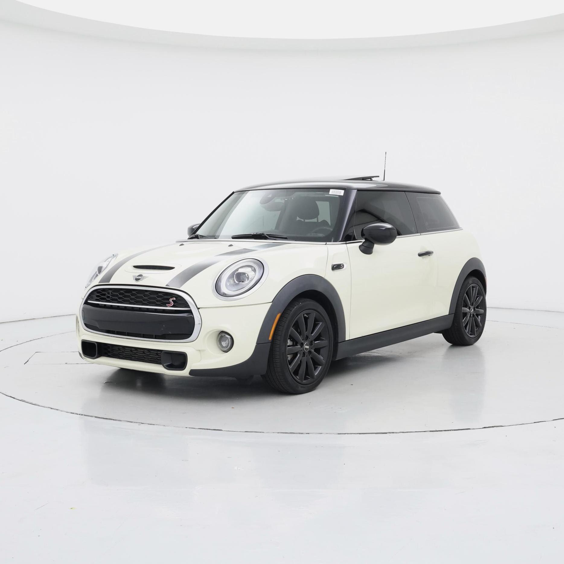 Thumbnail: 2021 MINI Cooper Hardtop - 4