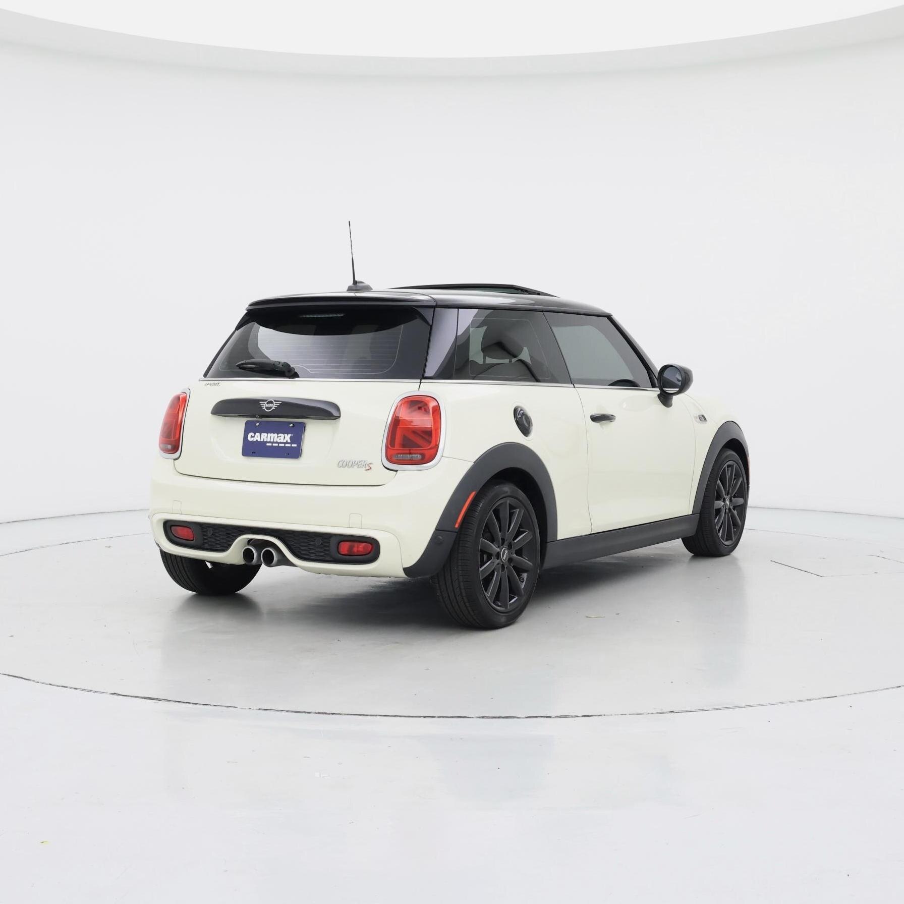 Thumbnail: 2021 MINI Cooper Hardtop - 8