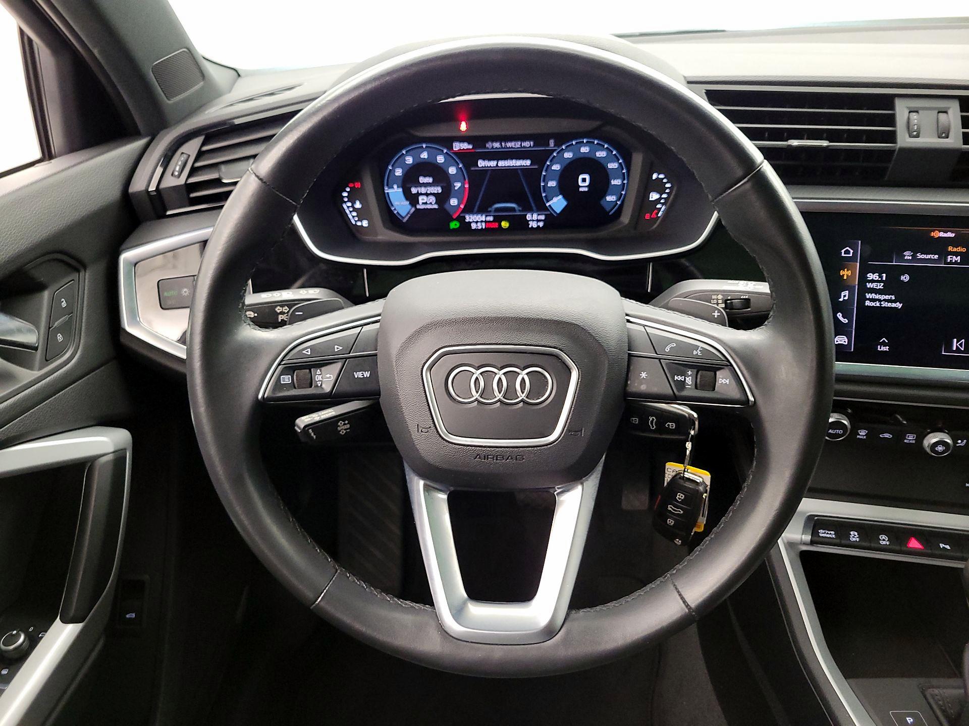 Thumbnail: 2022 Audi Q3 - 10