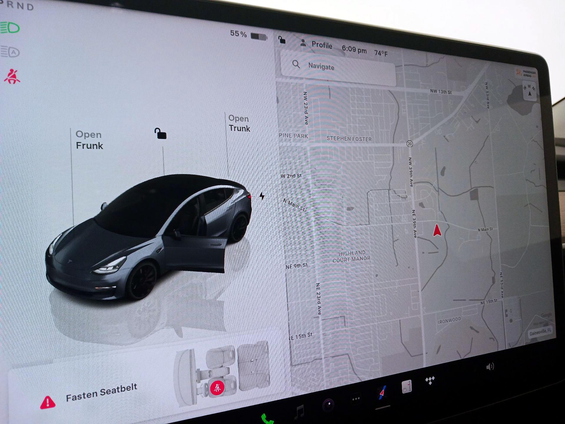 Thumbnail: 2022 Tesla Model 3 - 13