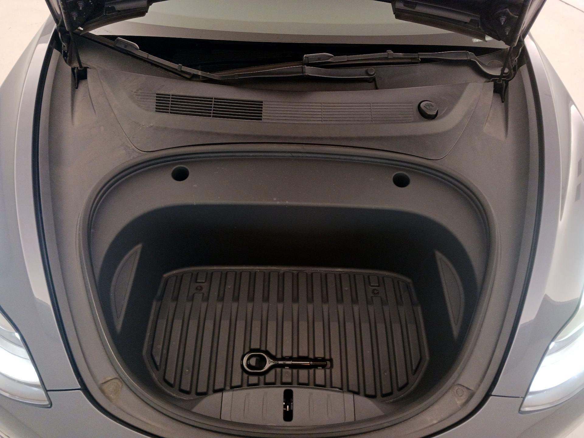 Thumbnail: 2022 Tesla Model 3 - 20