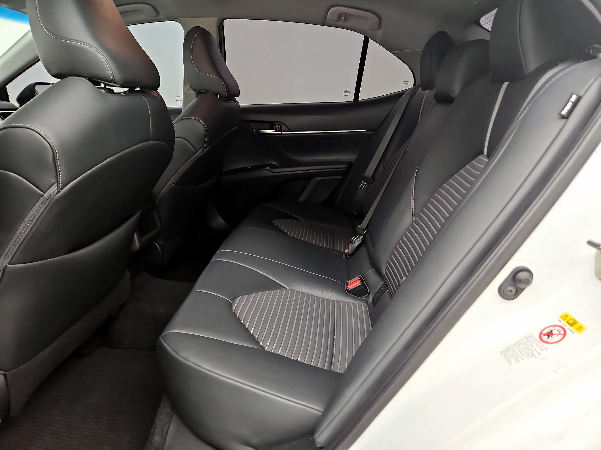 Thumbnail: 2018 Toyota Camry - 19