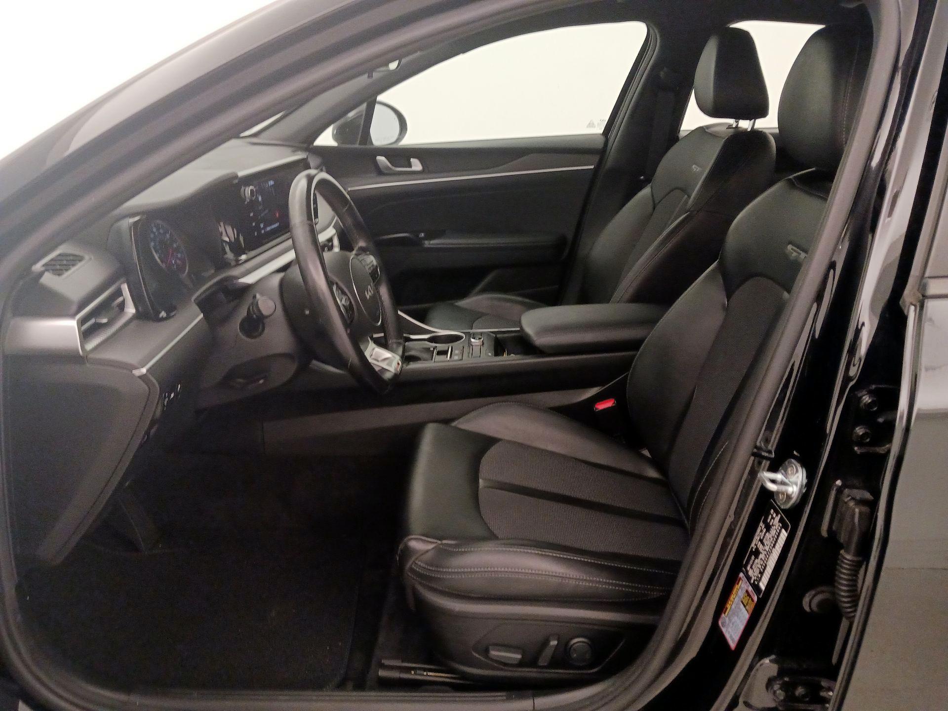 Thumbnail: 2022 Kia K5 - 11