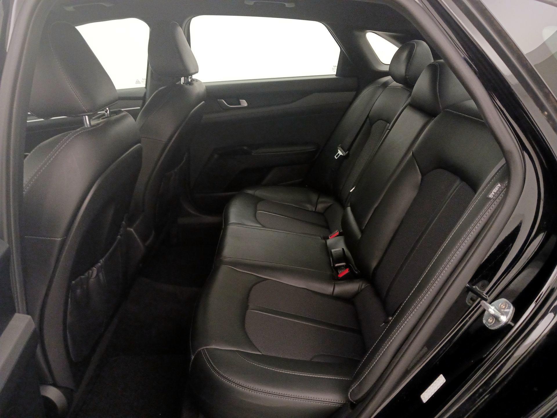 Thumbnail: 2022 Kia K5 - 20
