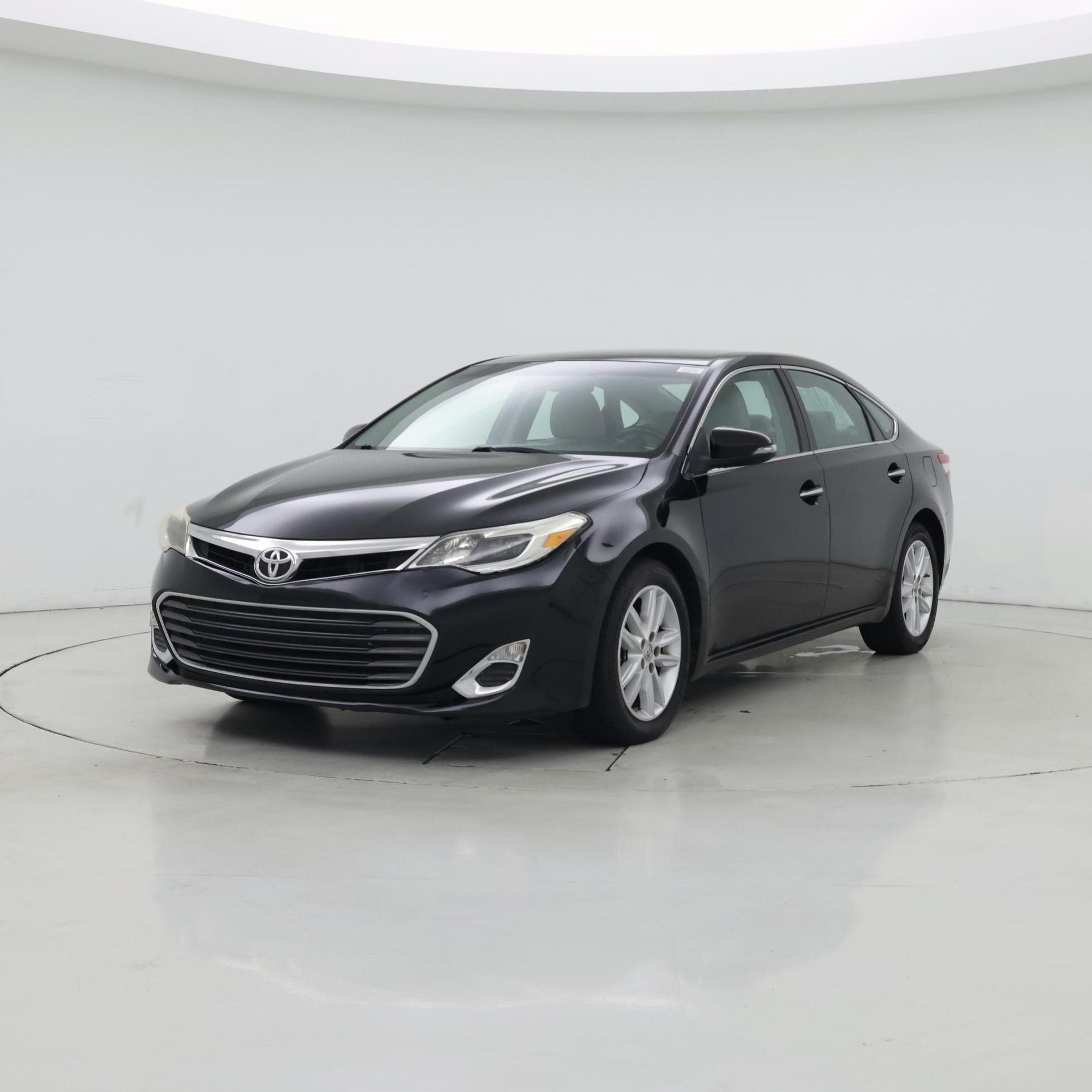 Thumbnail: 2015 Toyota Avalon - 4