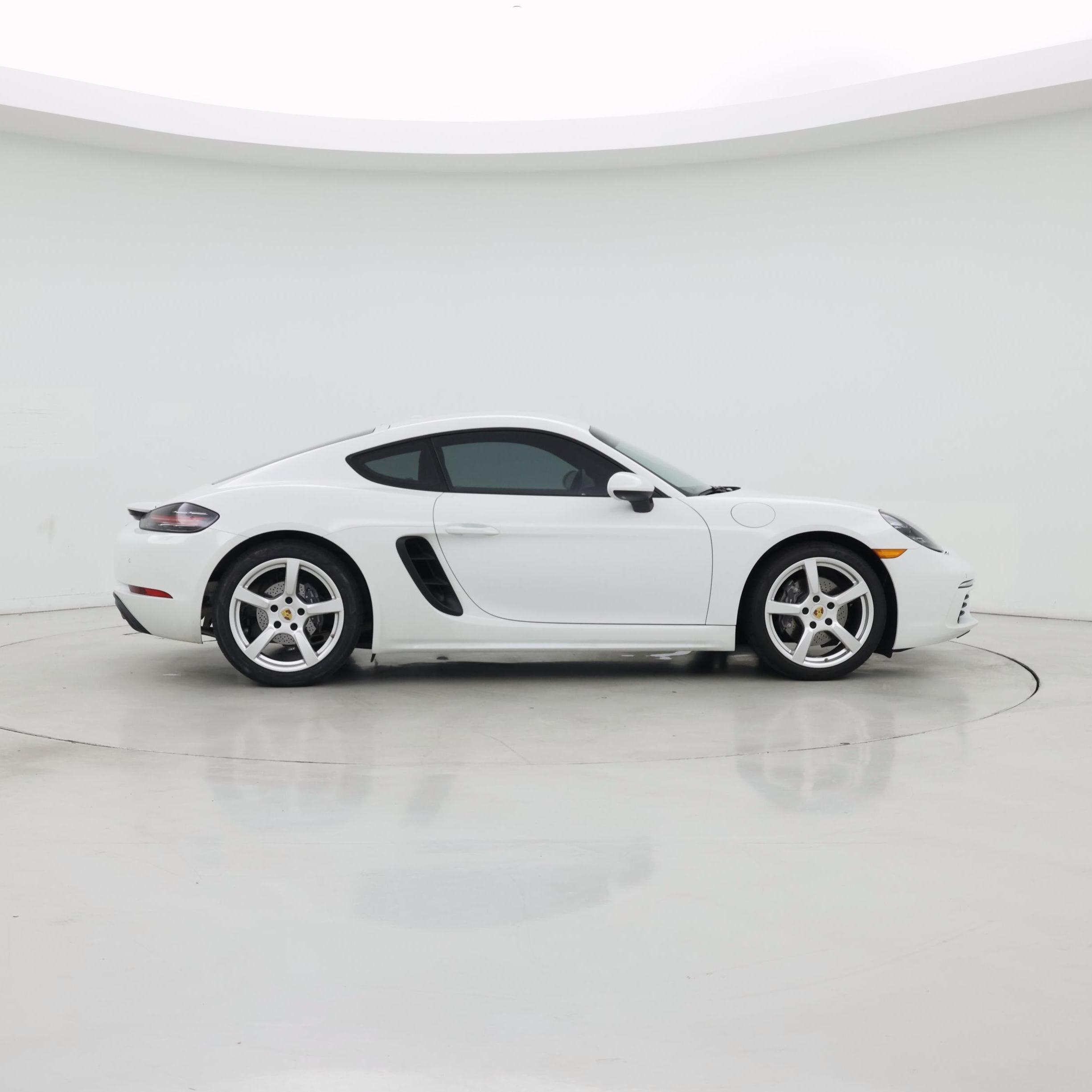 Thumbnail: 2021 Porsche 718 Cayman - 7