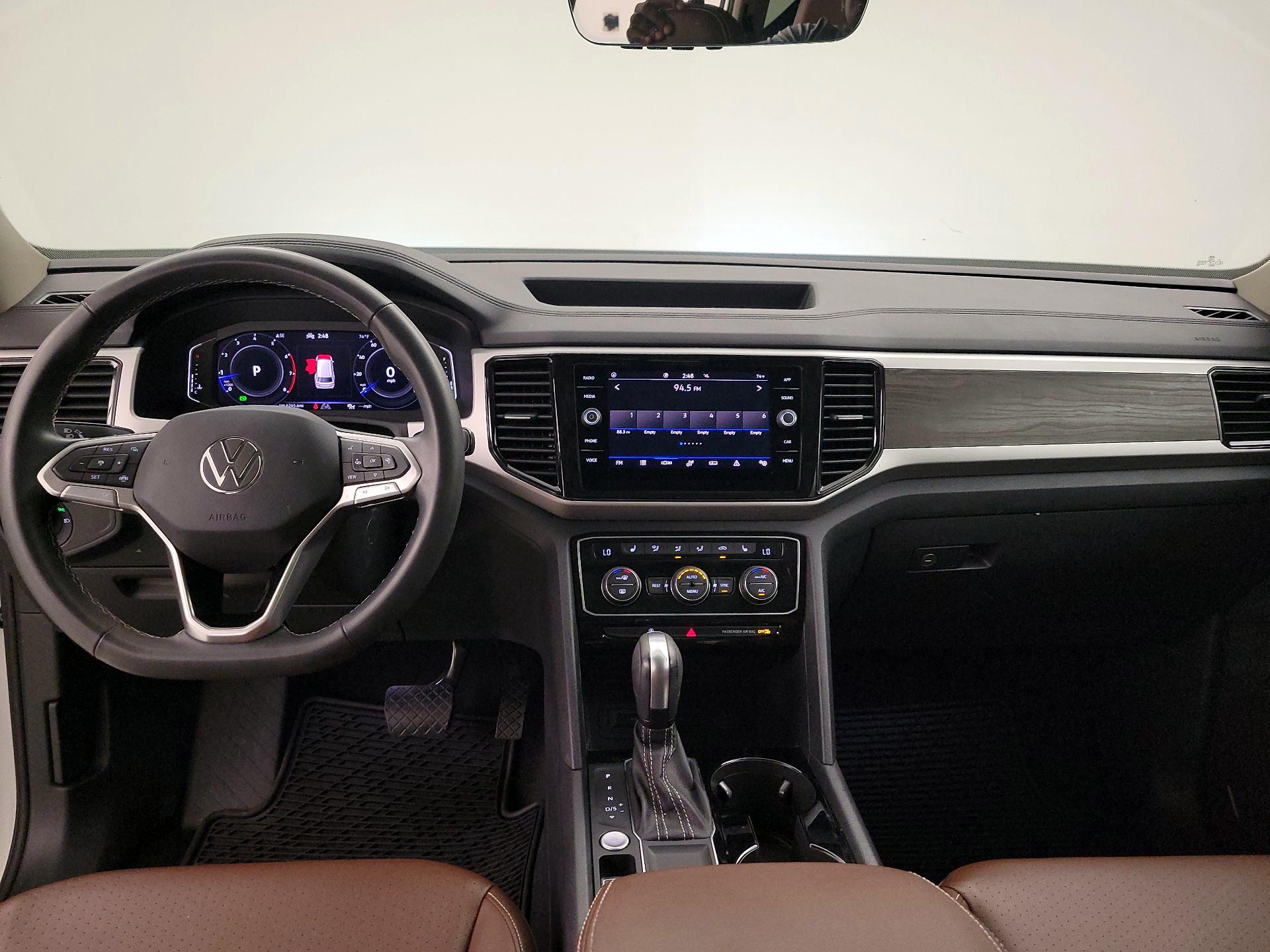 Thumbnail: 2022 Volkswagen Atlas - 8