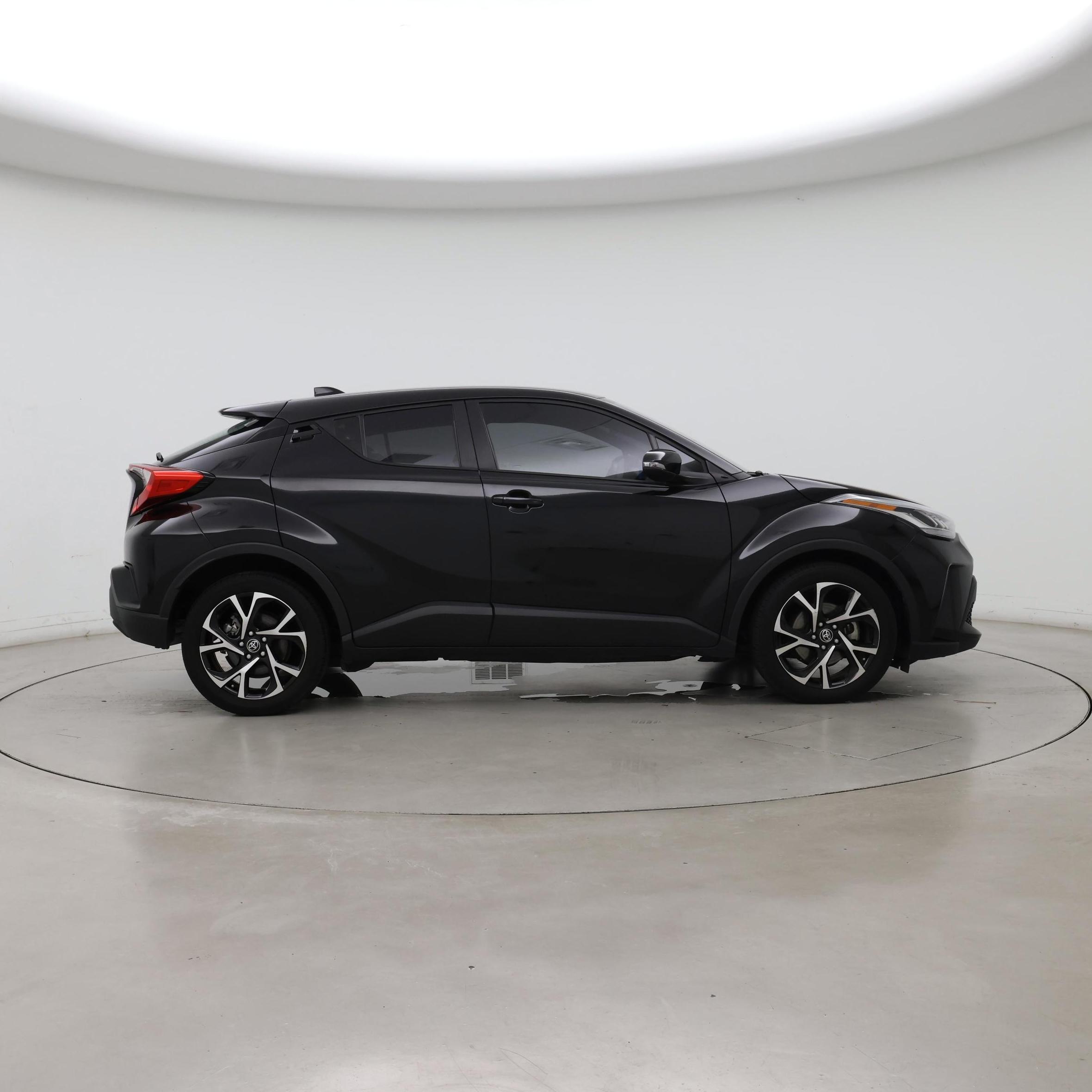 Thumbnail: 2022 Toyota C-HR - 7