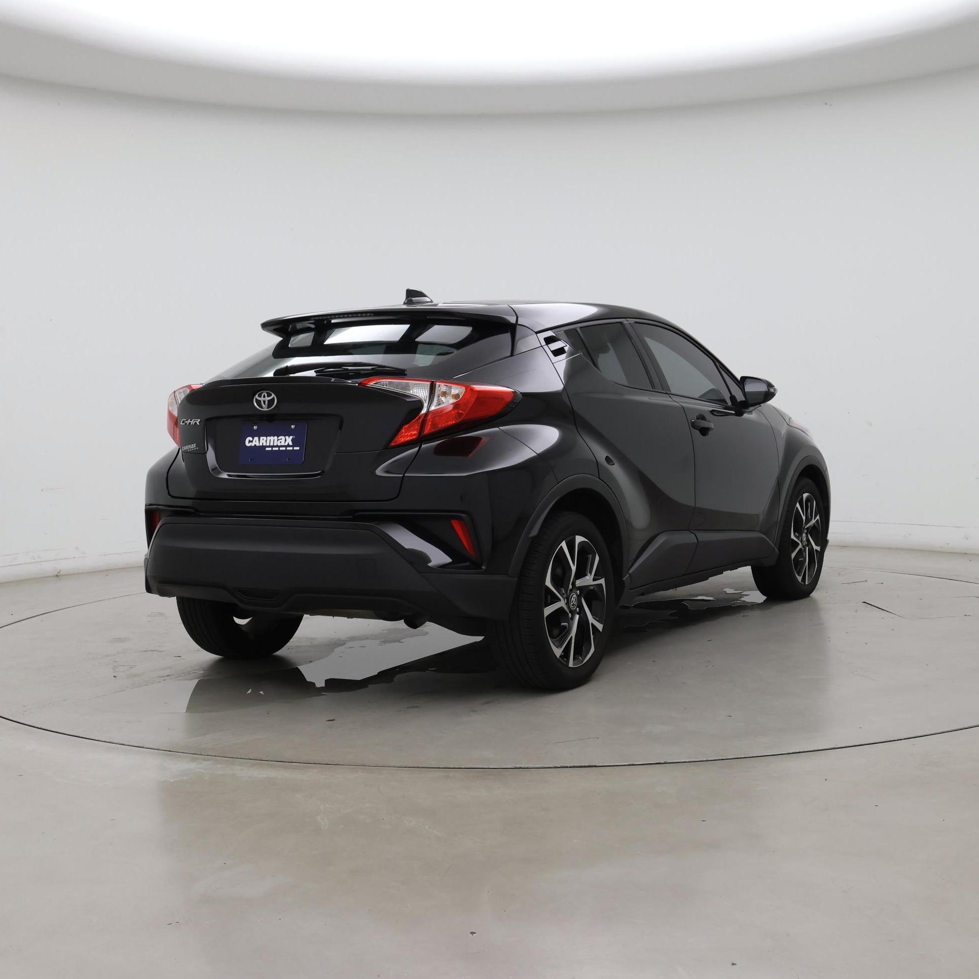 Thumbnail: 2022 Toyota C-HR - 8