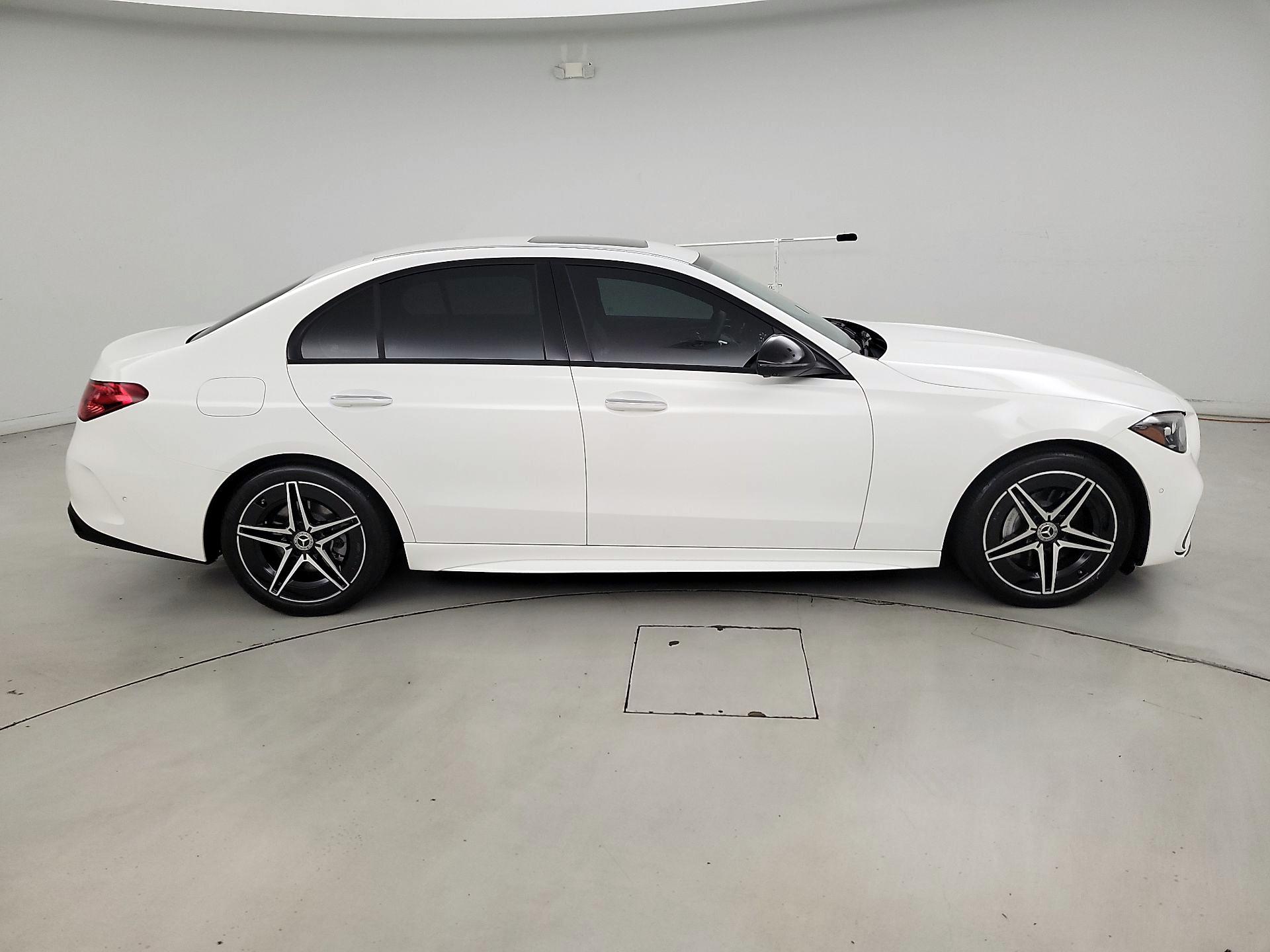 Thumbnail: 2023 Mercedes-Benz C-Class - 4