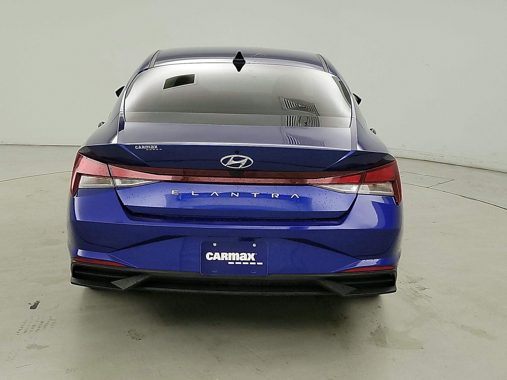 Thumbnail: 2023 Hyundai Elantra - 6