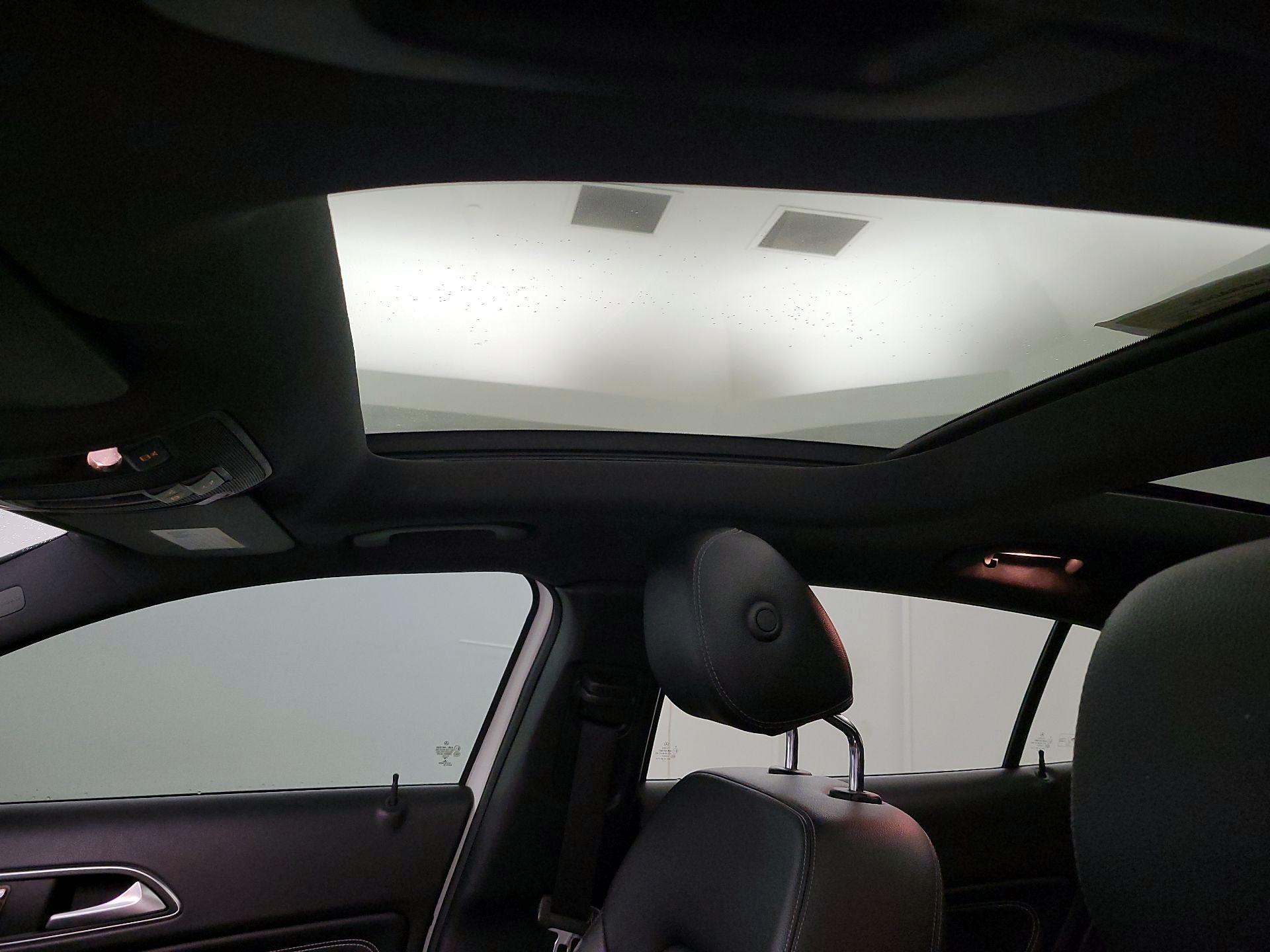 Thumbnail: 2020 Mercedes-Benz GLA - 20