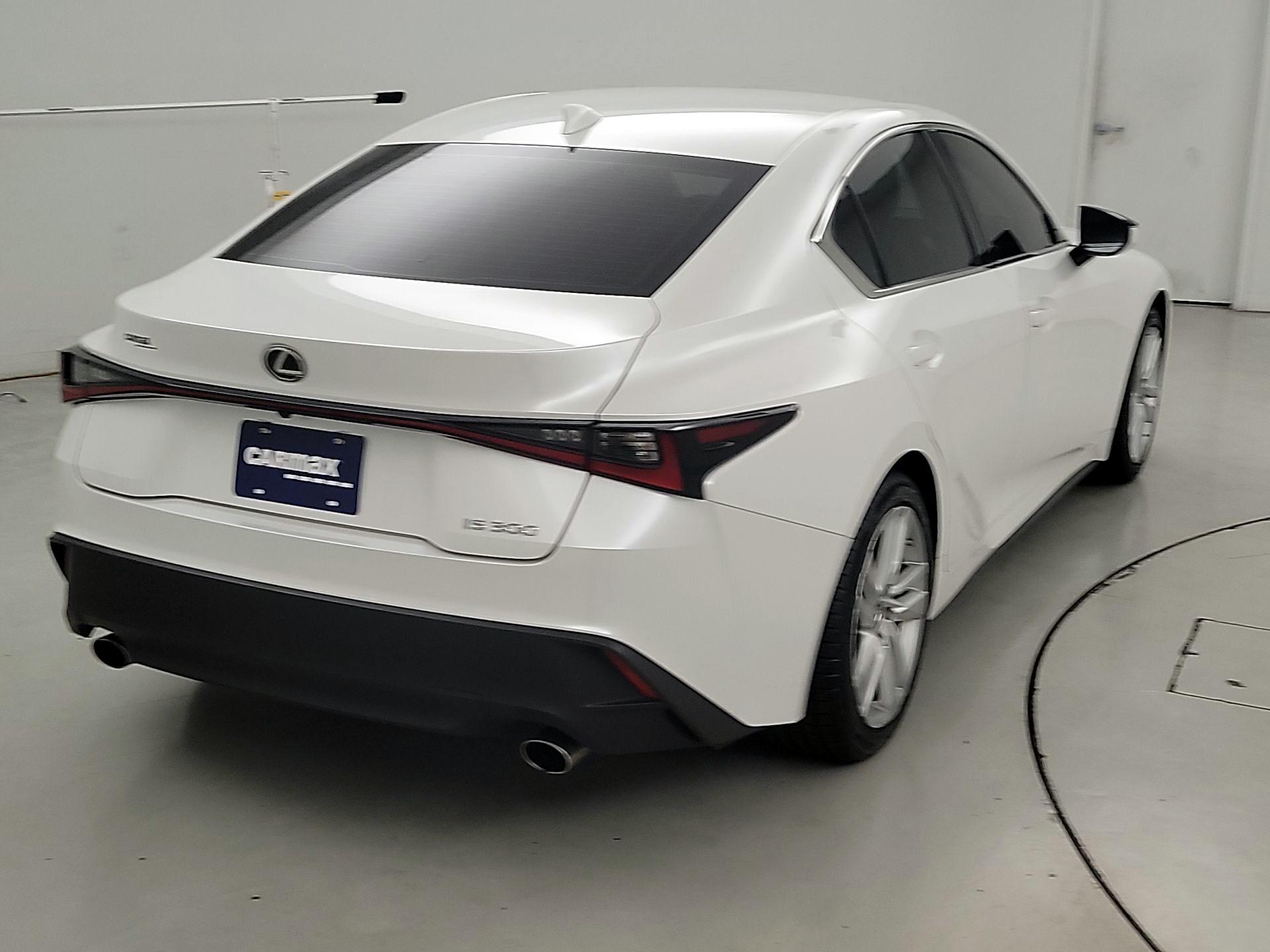 Thumbnail: 2022 Lexus IS - 7