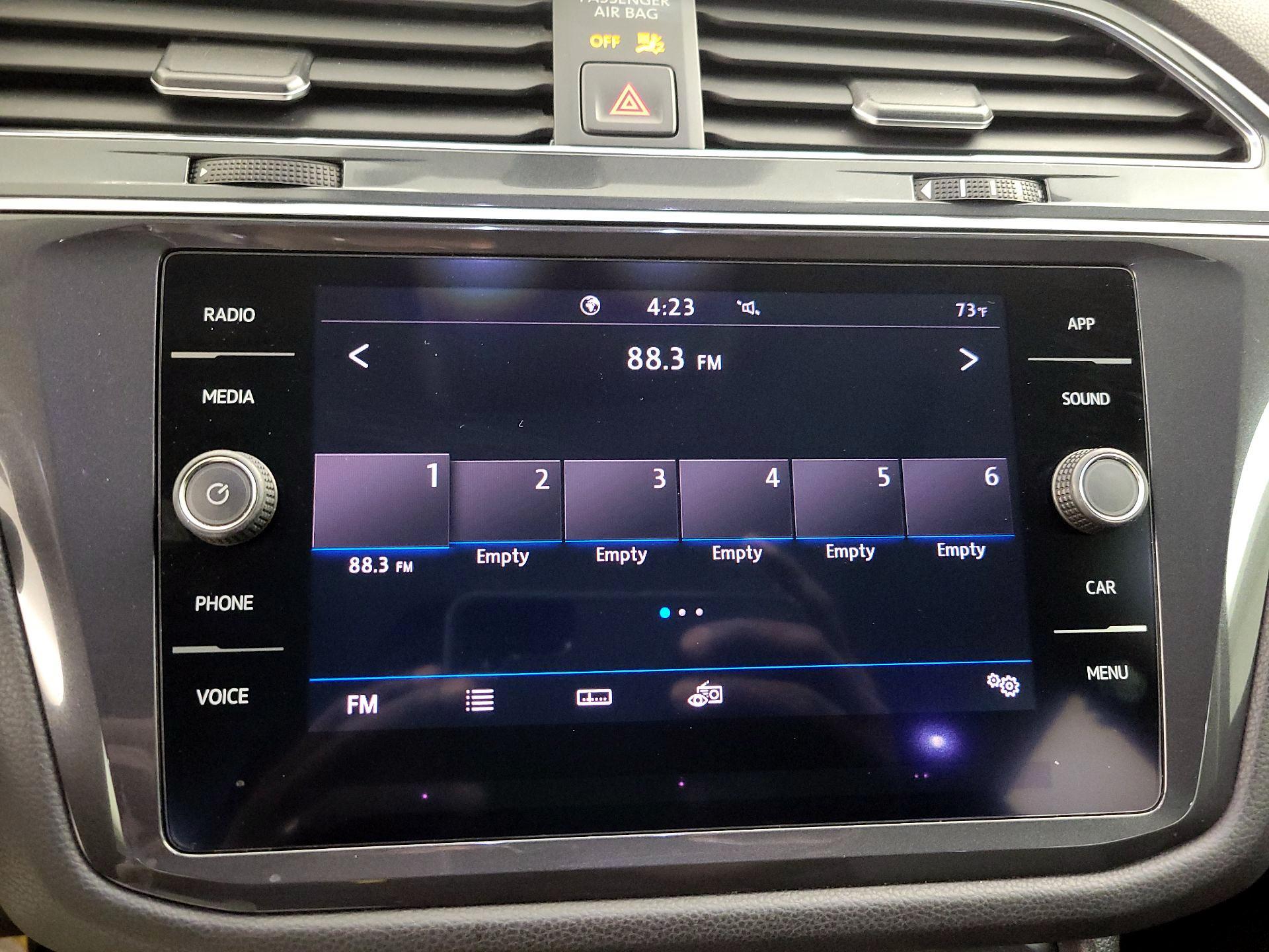 Thumbnail: 2020 Volkswagen Tiguan - 13