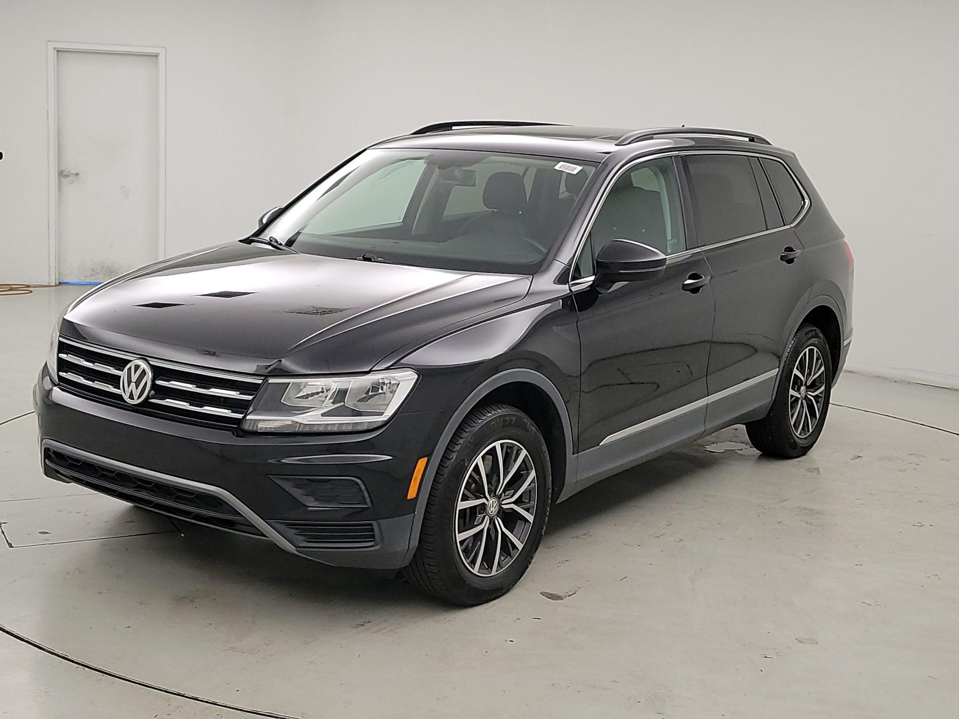 Thumbnail: 2020 Volkswagen Tiguan - 3