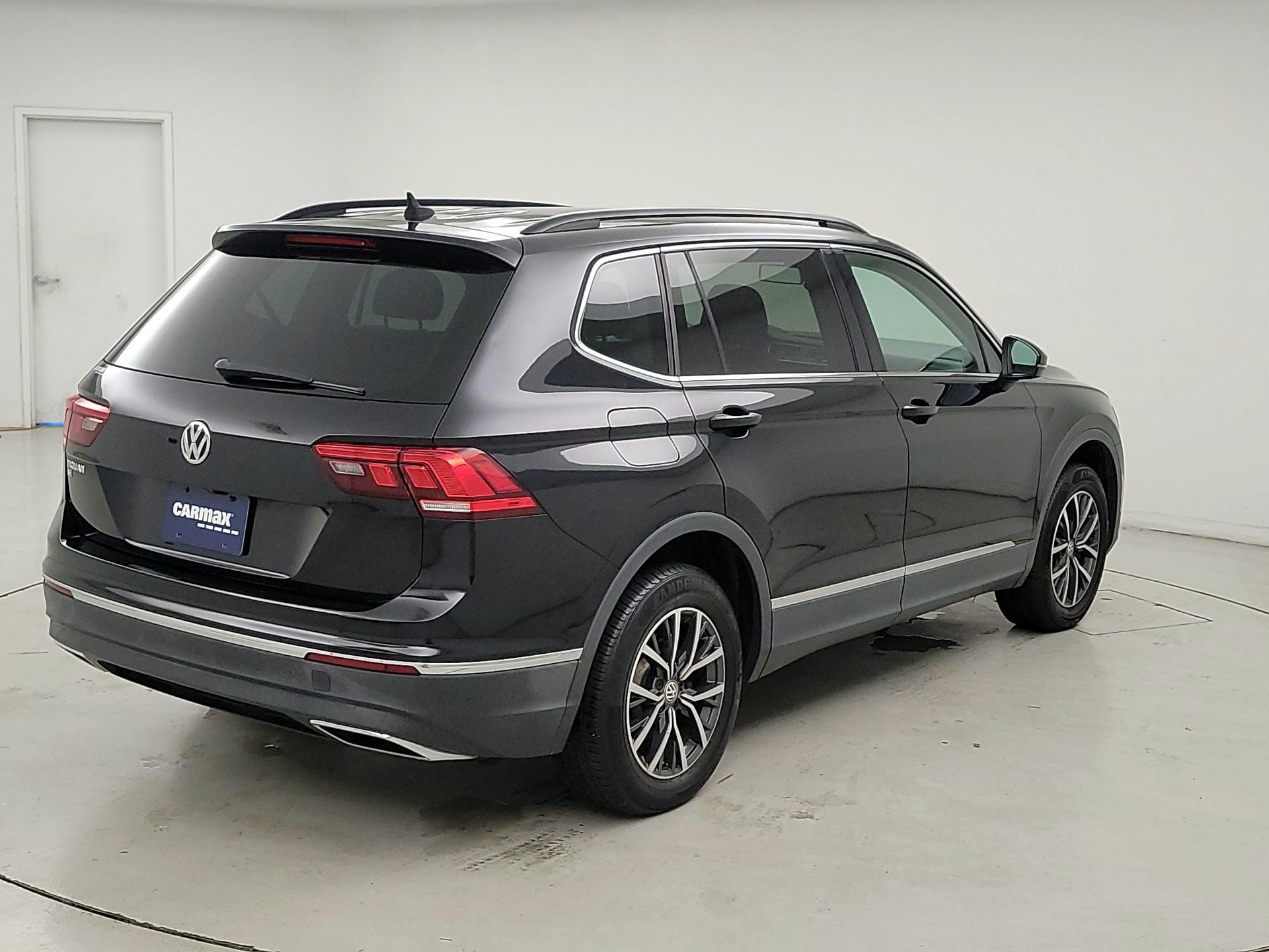 Thumbnail: 2020 Volkswagen Tiguan - 5