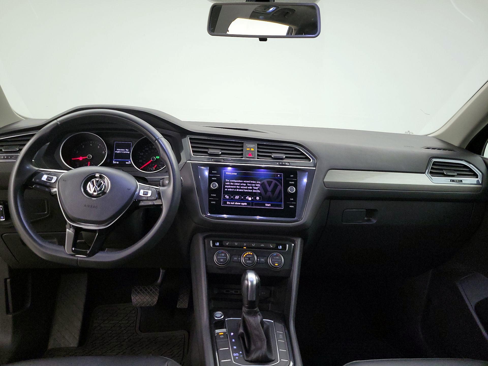 Thumbnail: 2020 Volkswagen Tiguan - 8