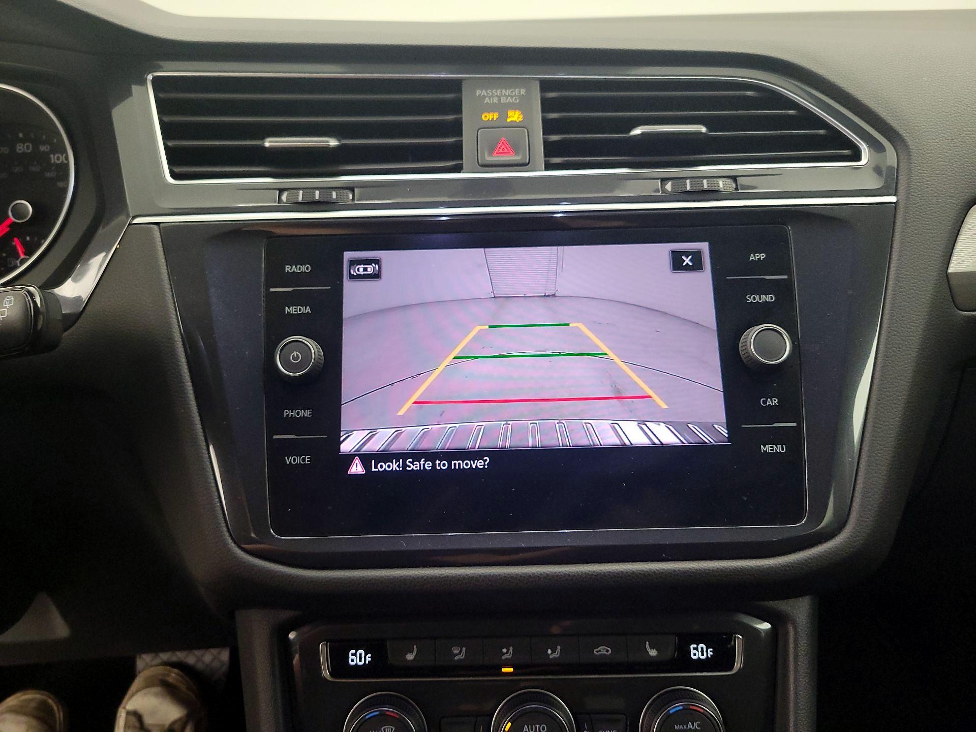 Thumbnail: 2021 Volkswagen Tiguan - 12