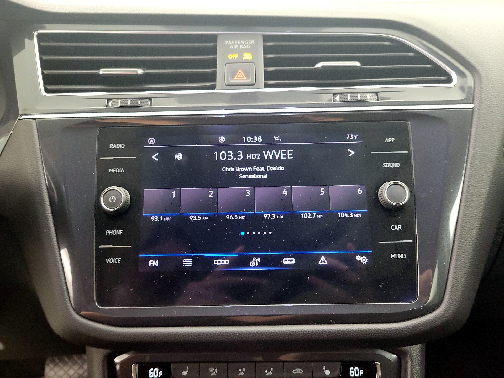 Thumbnail: 2021 Volkswagen Tiguan - 13