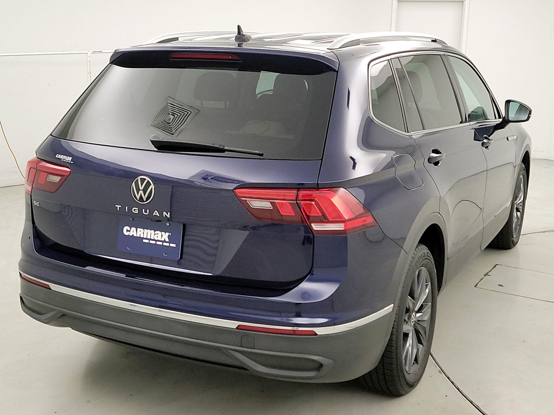 Thumbnail: 2022 Volkswagen Tiguan - 5
