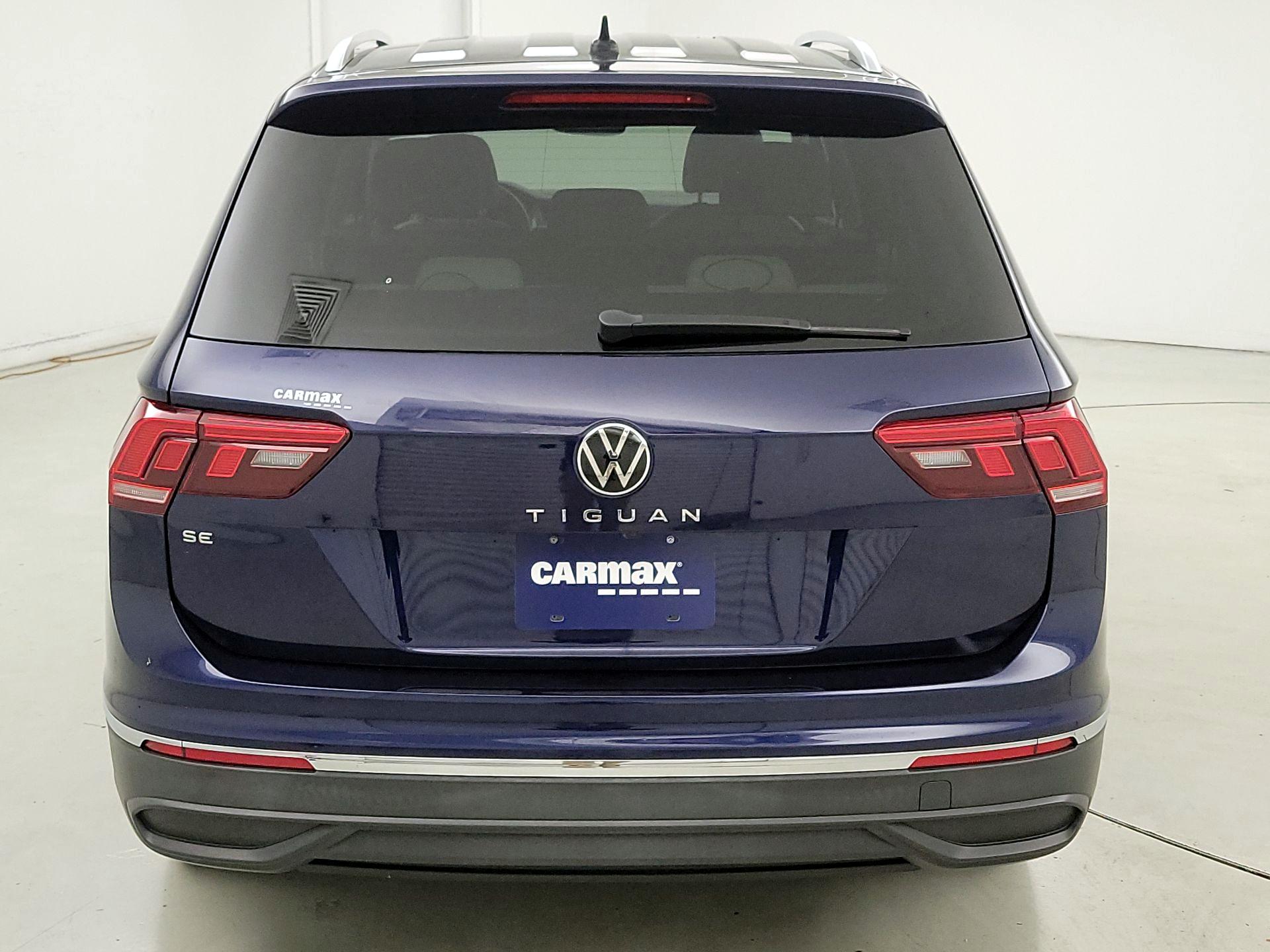Thumbnail: 2022 Volkswagen Tiguan - 6