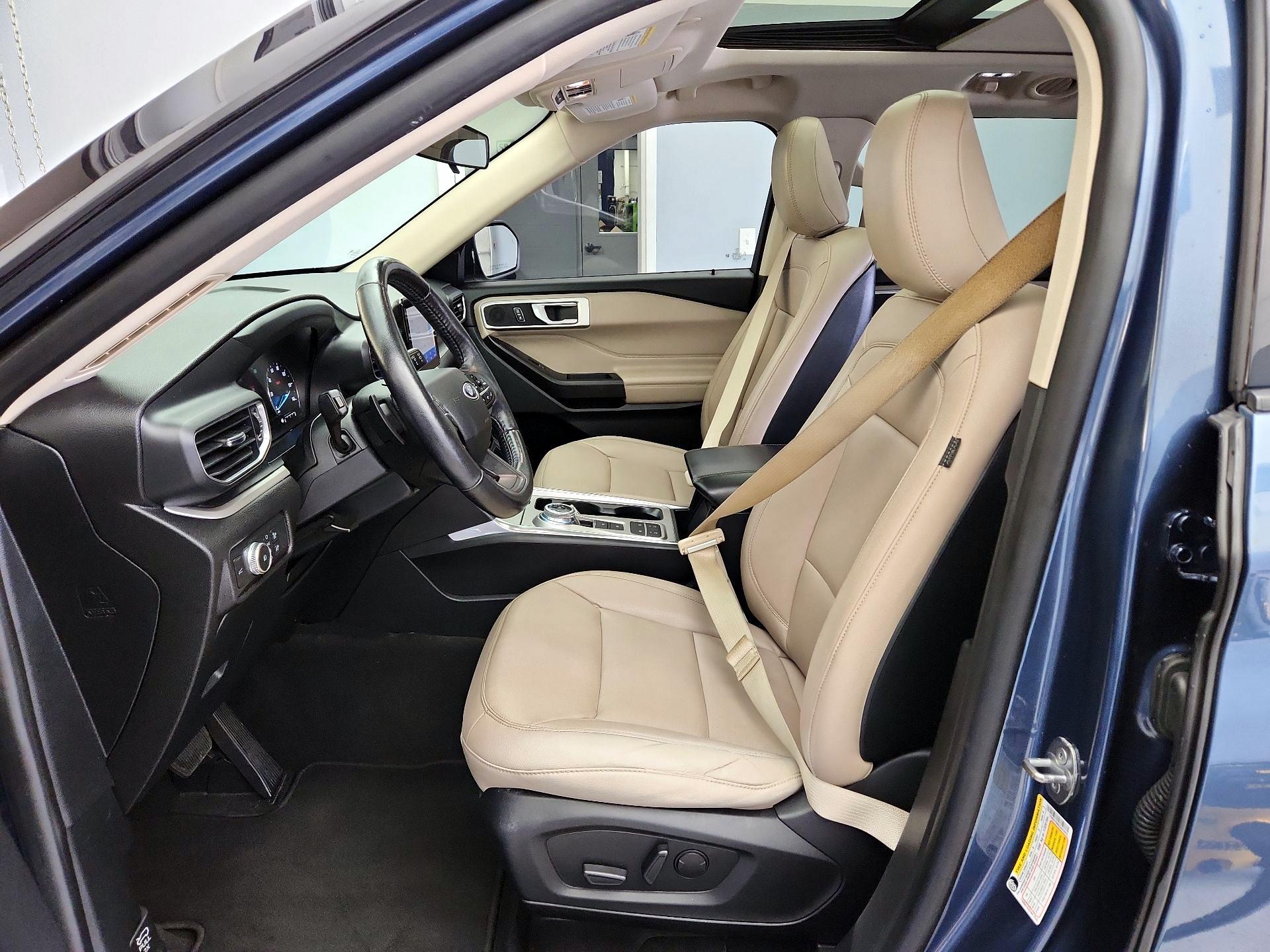 Thumbnail: 2020 Ford Explorer - 11