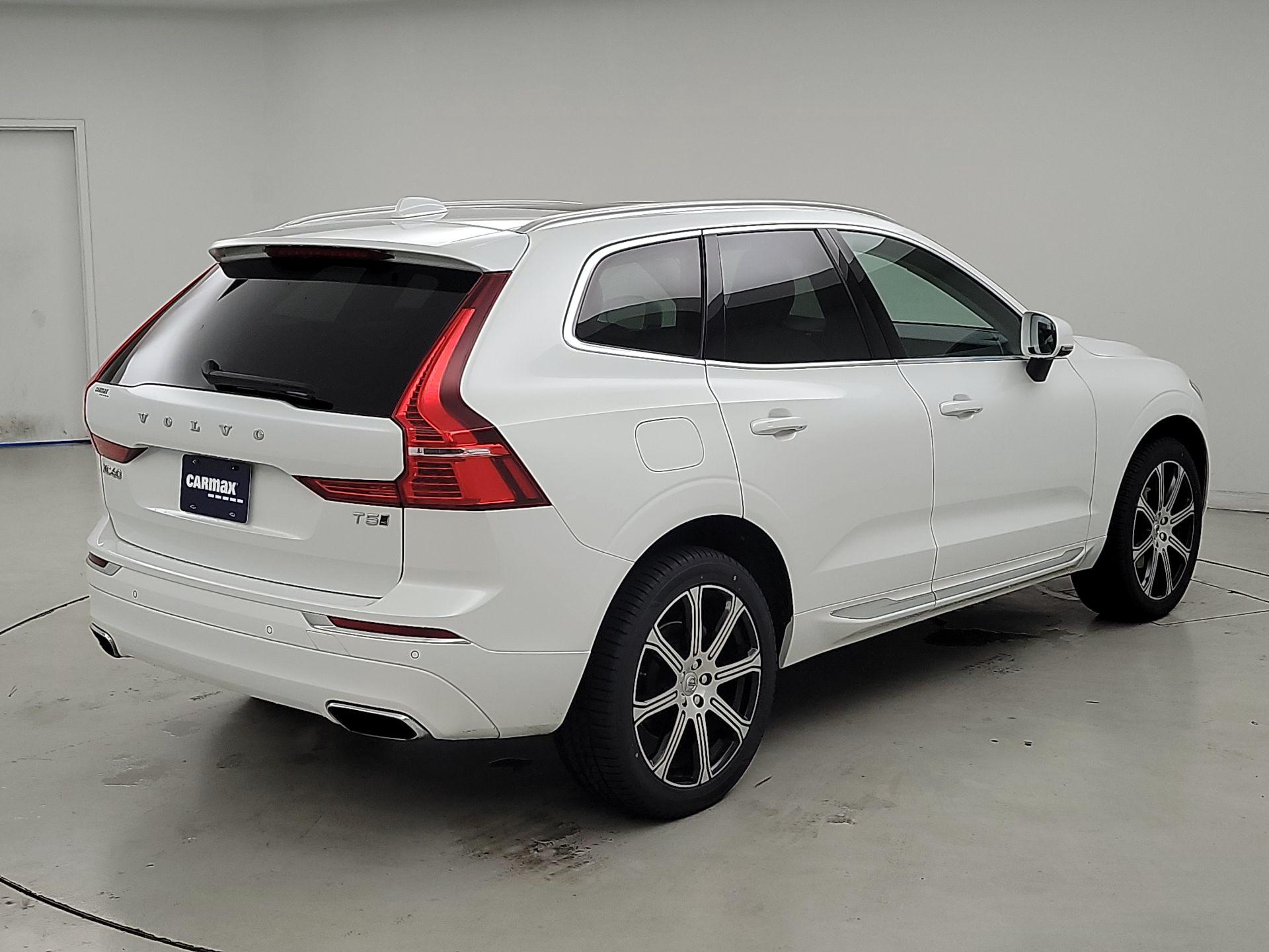 Thumbnail: 2021 Volvo XC60 - 5