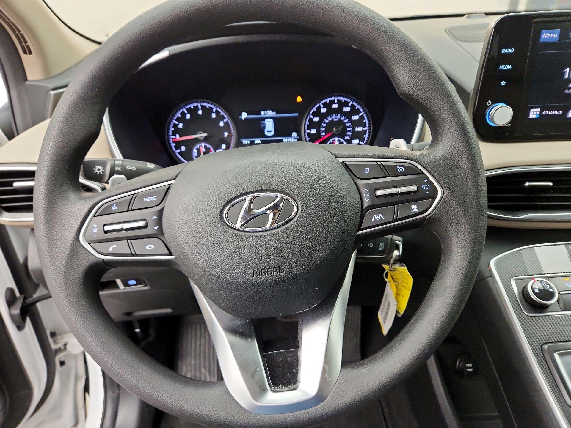 Thumbnail: 2023 Hyundai Santa Fe - 10