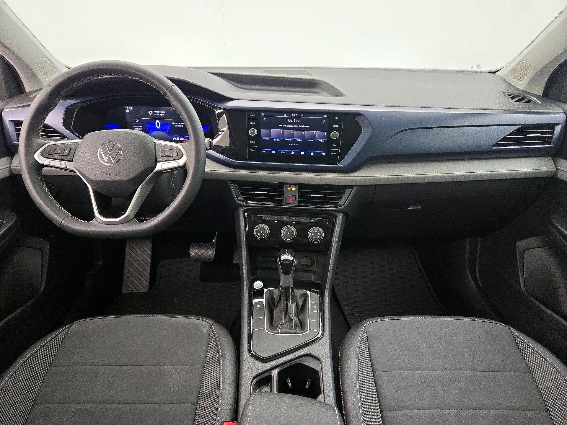 Thumbnail: 2023 Volkswagen Taos - 9