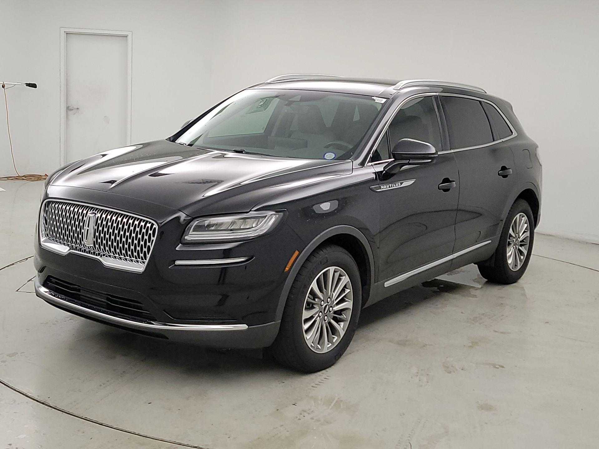 Thumbnail: 2022 Lincoln Nautilus - 3