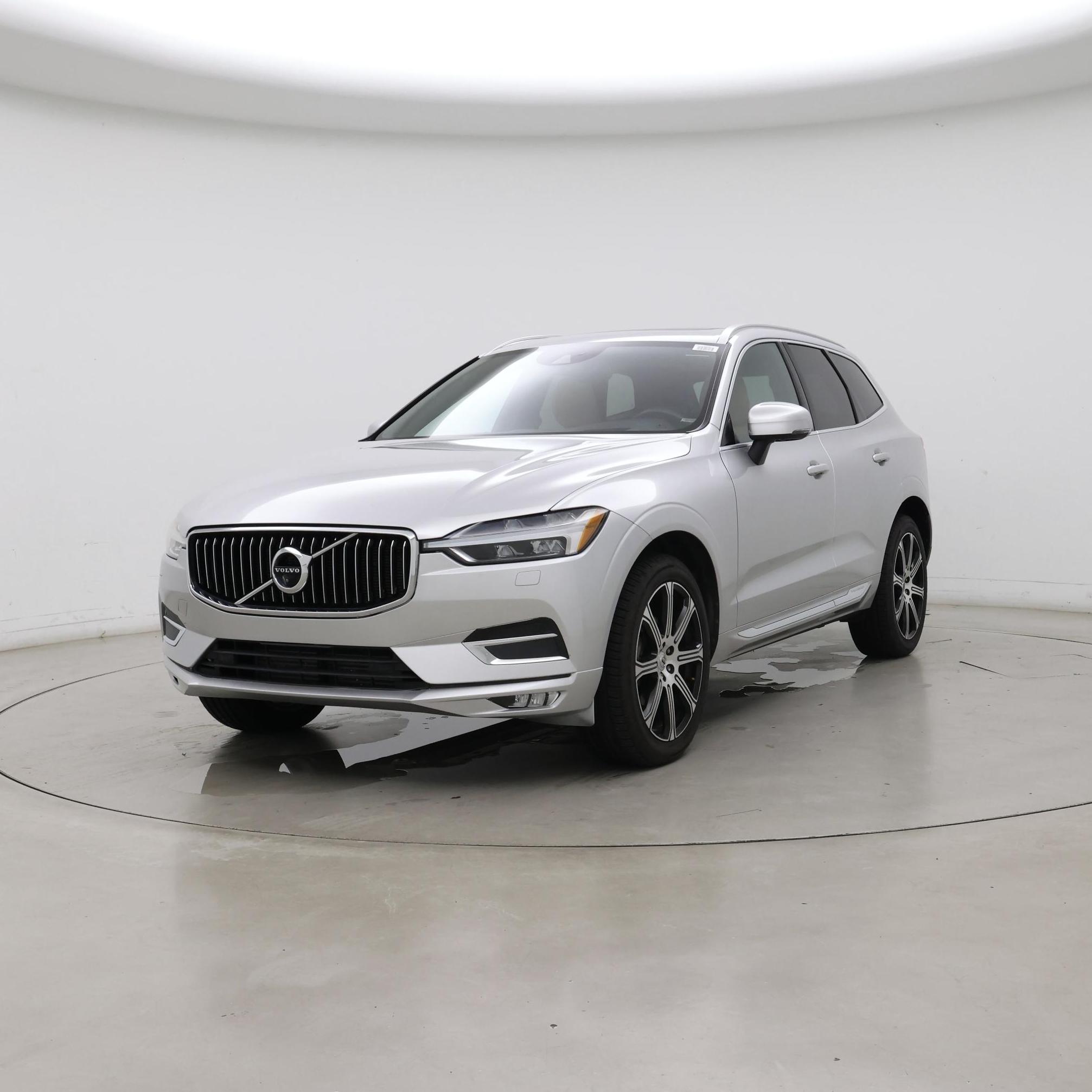 Thumbnail: 2020 Volvo XC60 - 4
