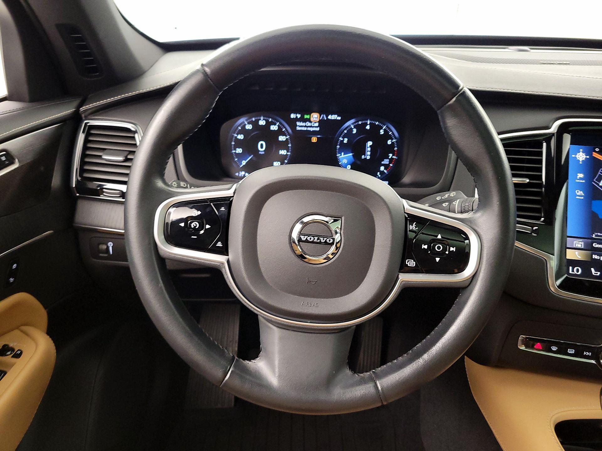 Thumbnail: 2022 Volvo XC90 - 10