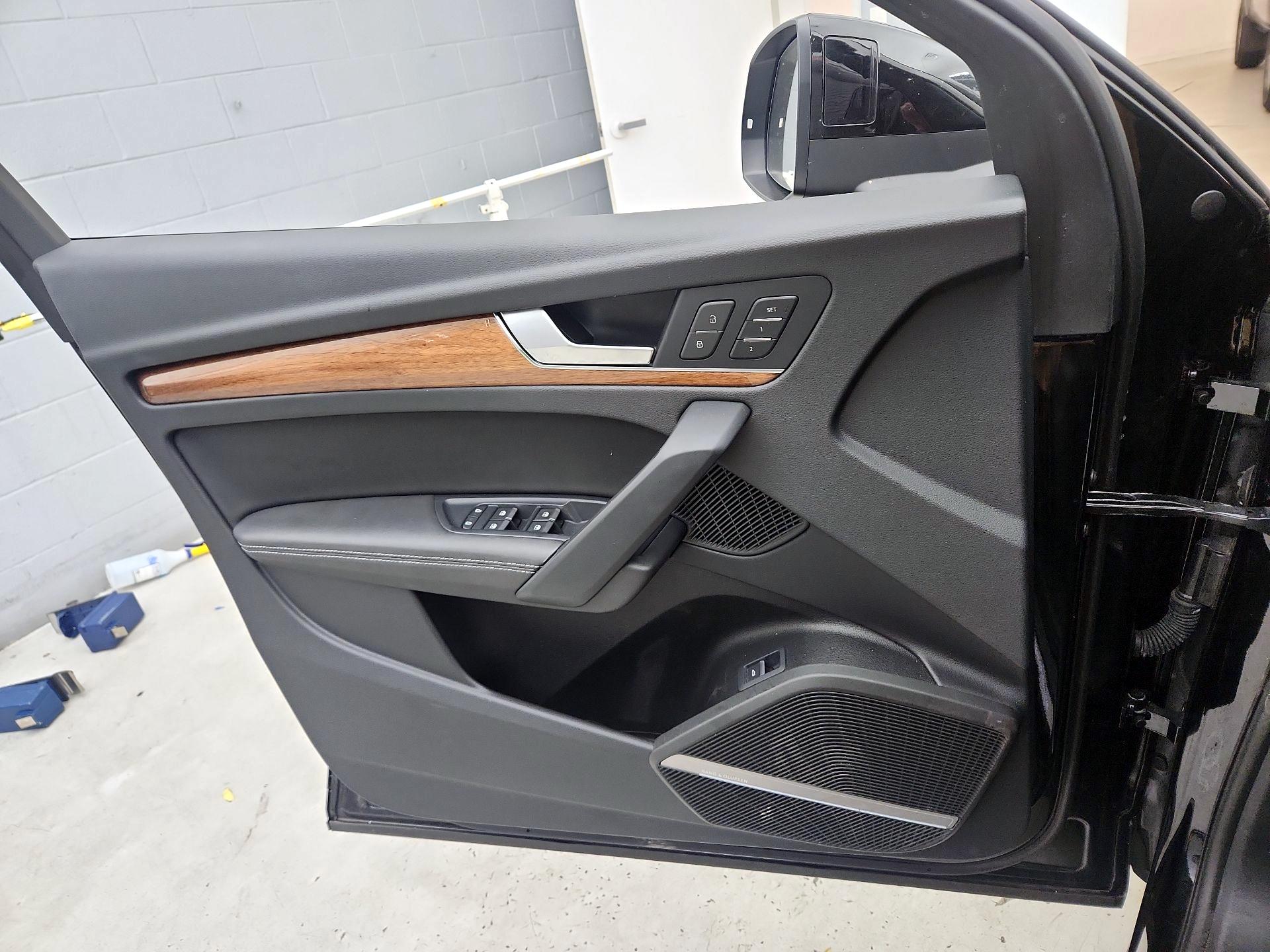 Thumbnail: 2023 Audi Q5 - 12