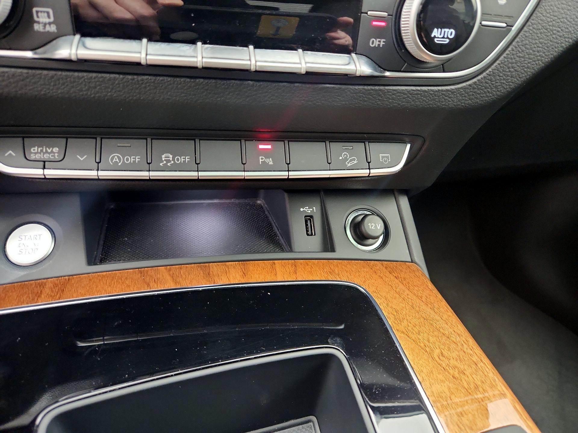 Thumbnail: 2023 Audi Q5 - 19