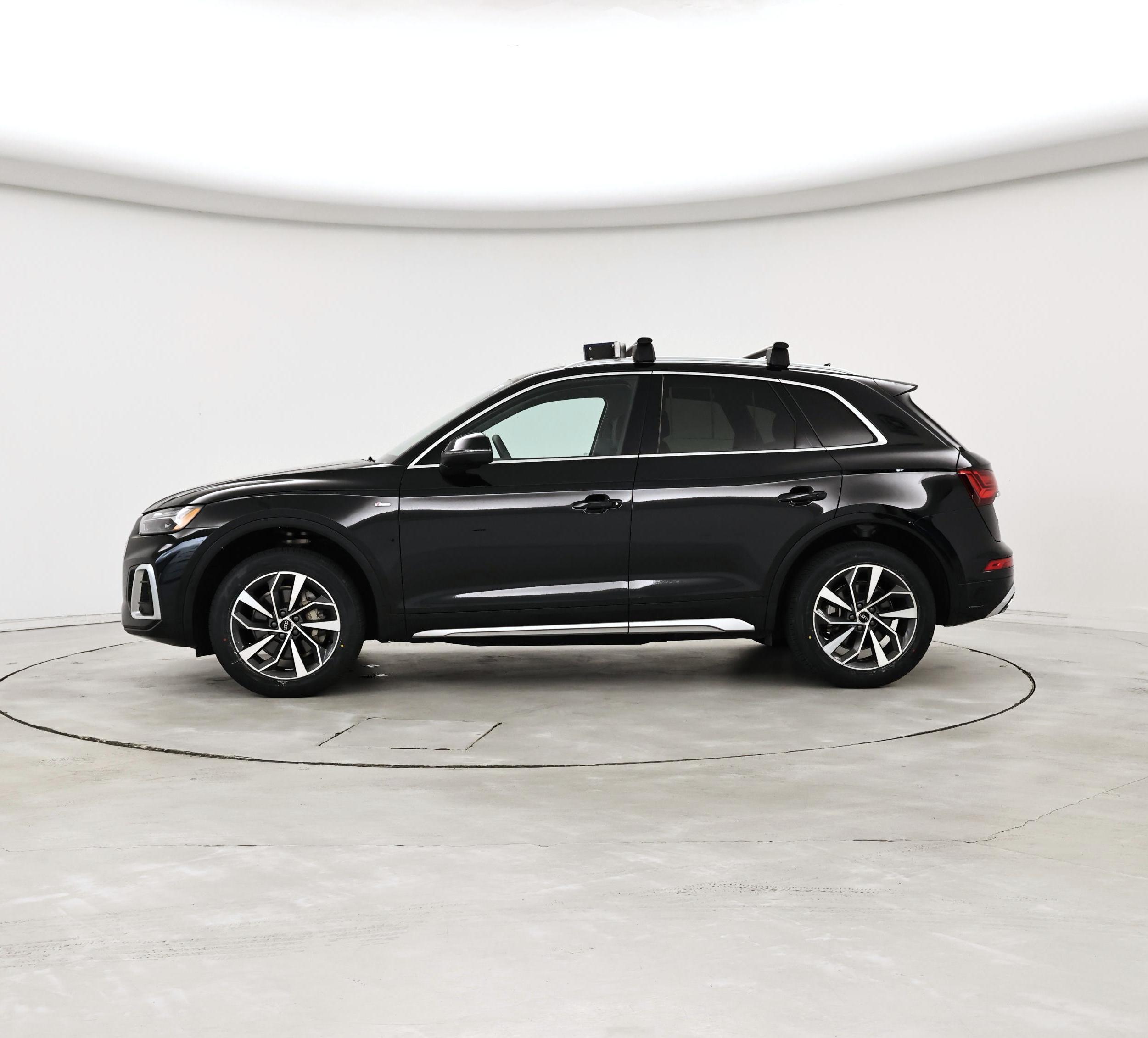 Thumbnail: 2023 Audi Q5 - 3