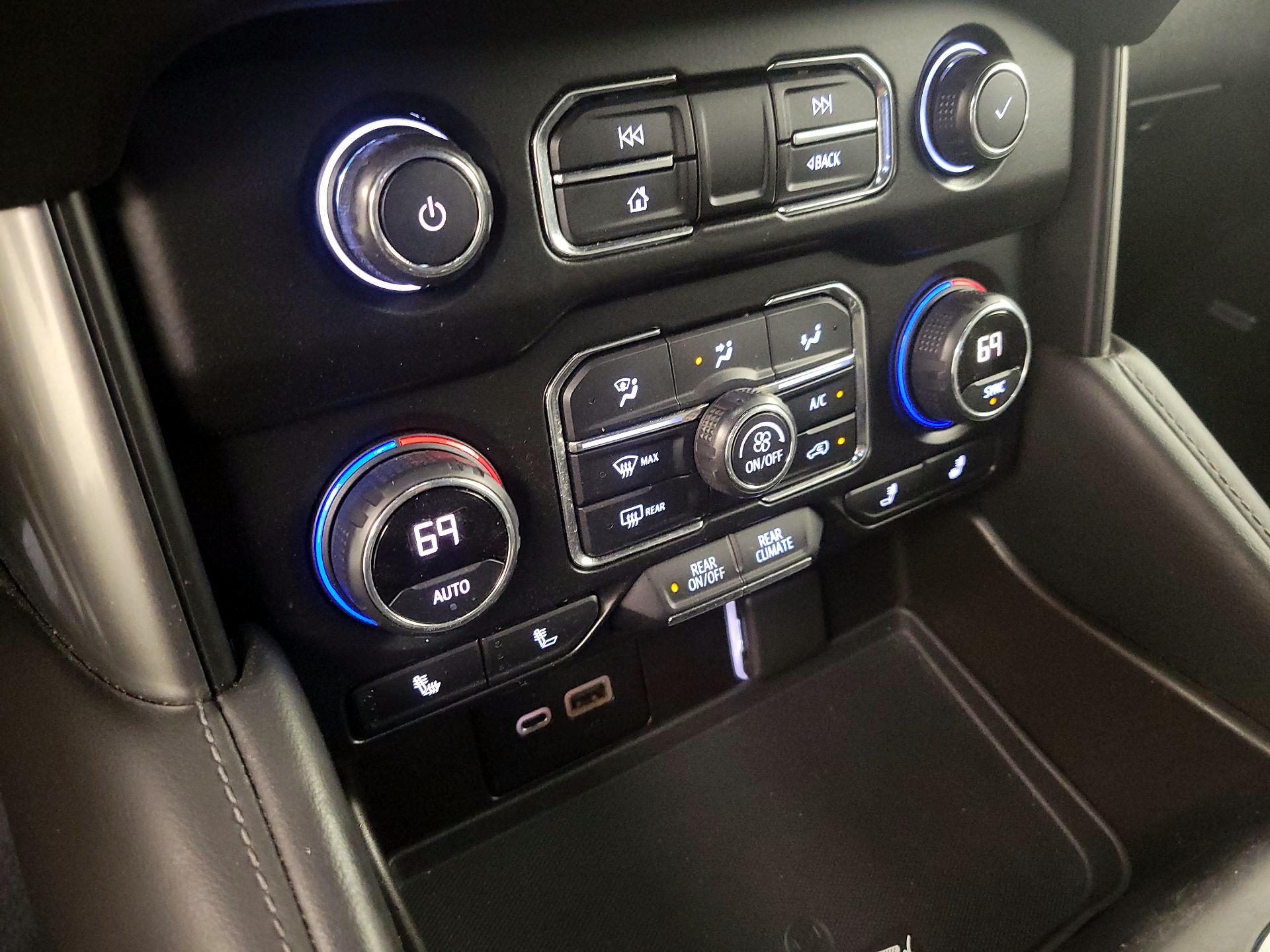 Thumbnail: 2021 Chevrolet Tahoe - 16